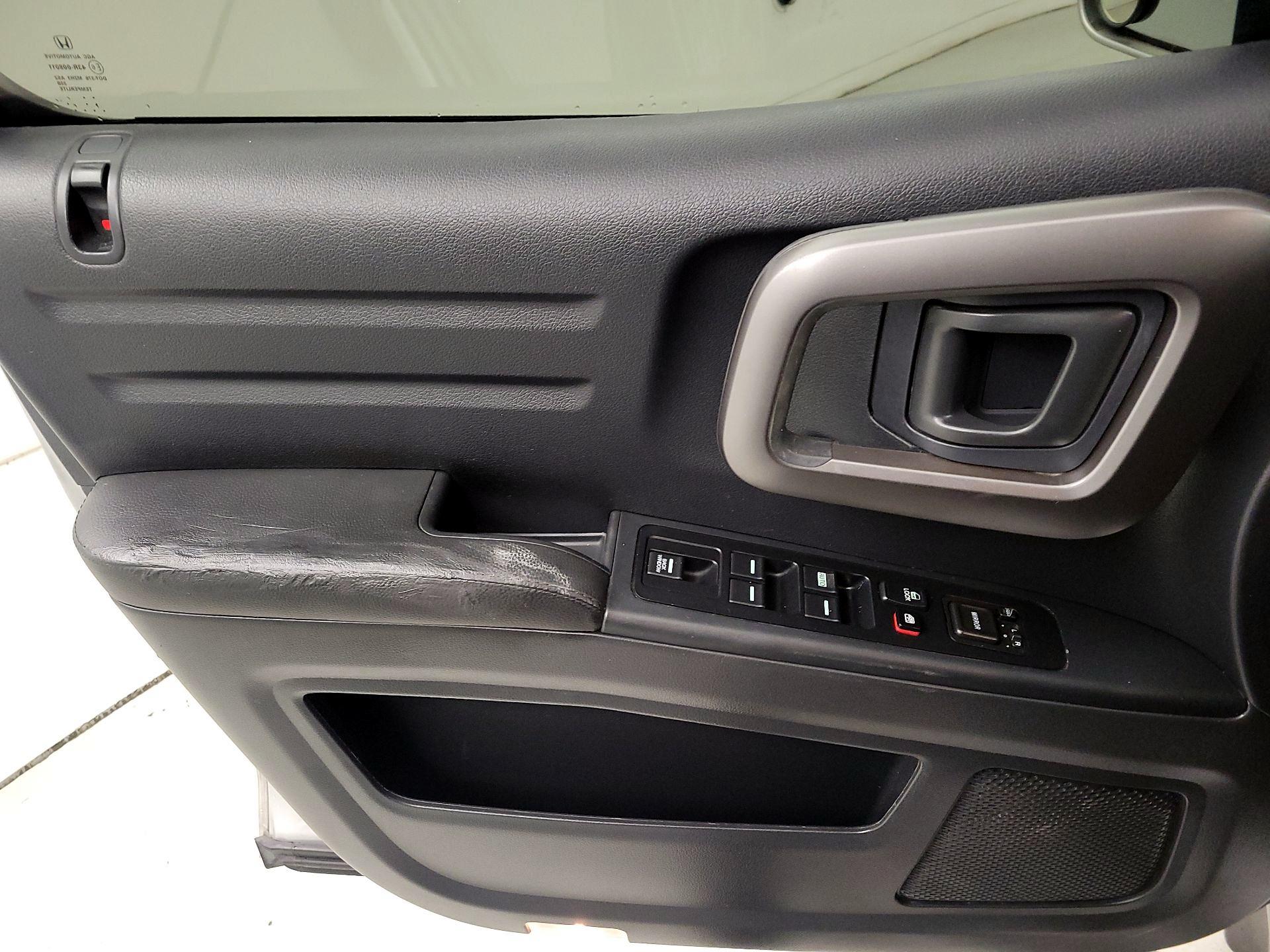 Thumbnail: 2014 Honda Ridgeline - 12