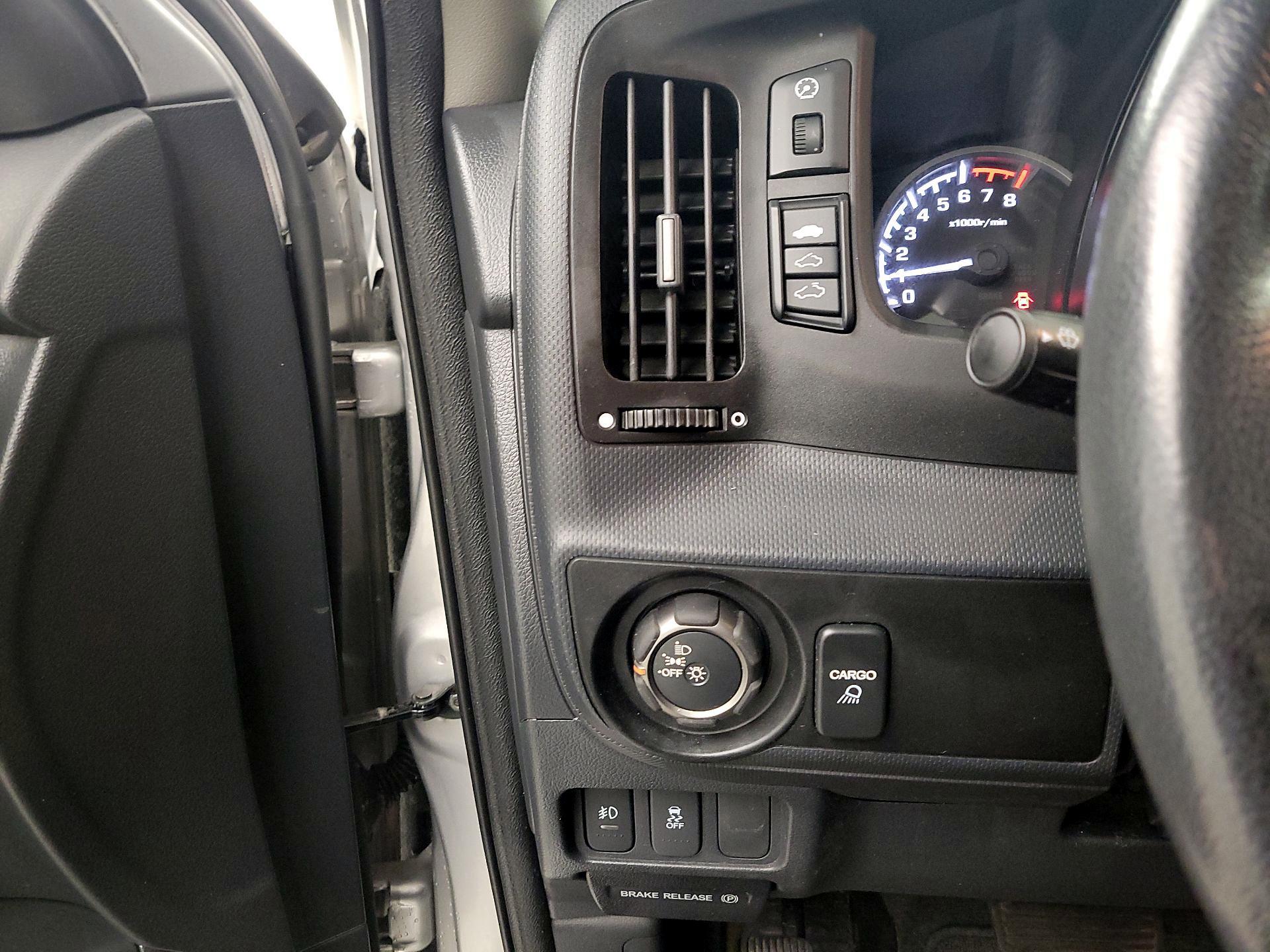 Thumbnail: 2014 Honda Ridgeline - 13