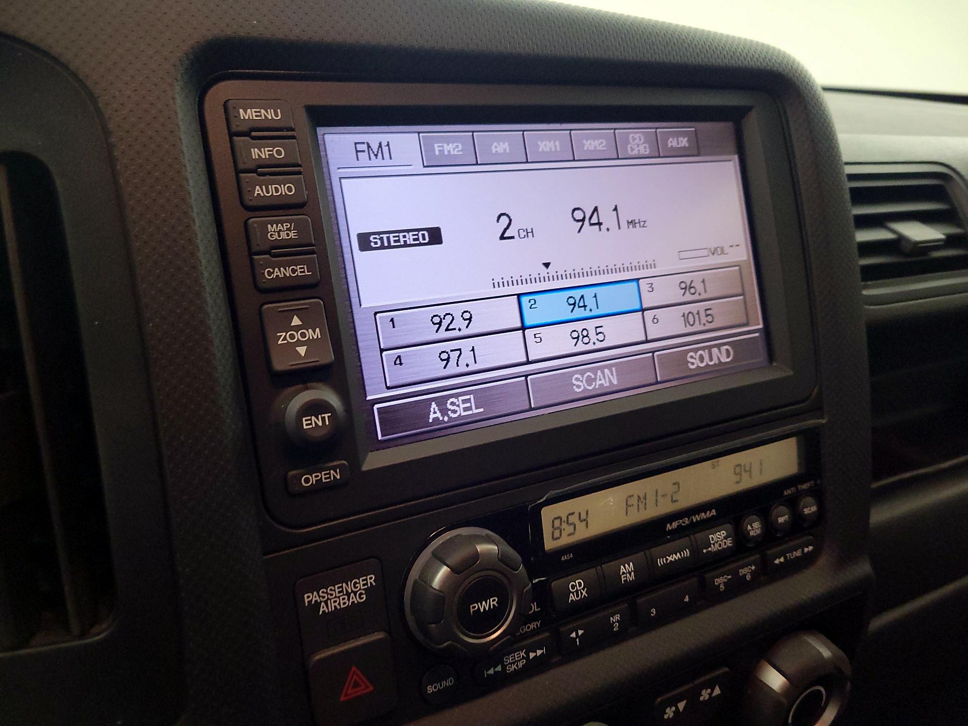 Thumbnail: 2014 Honda Ridgeline - 16