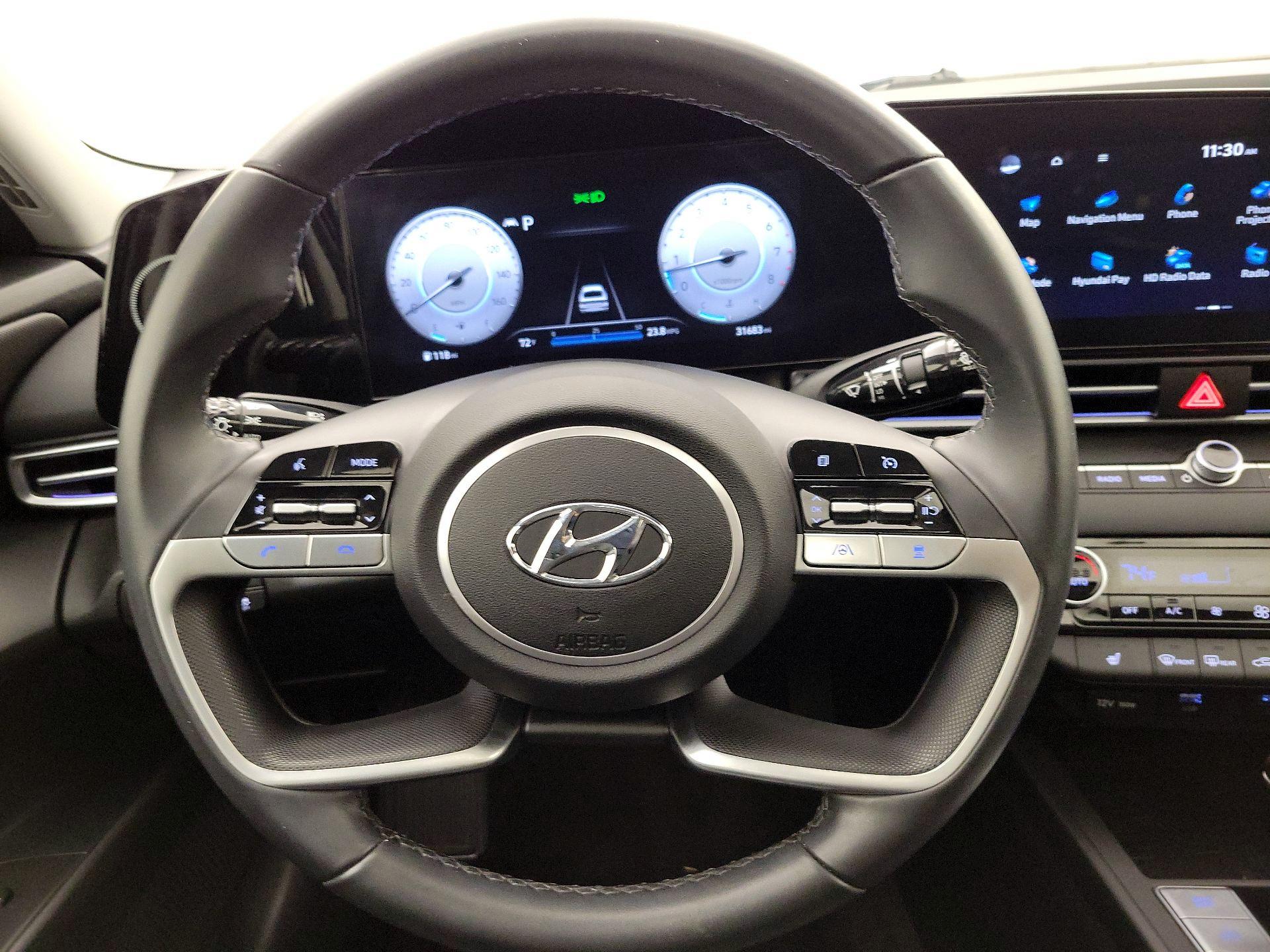 Thumbnail: 2023 Hyundai Elantra - 10
