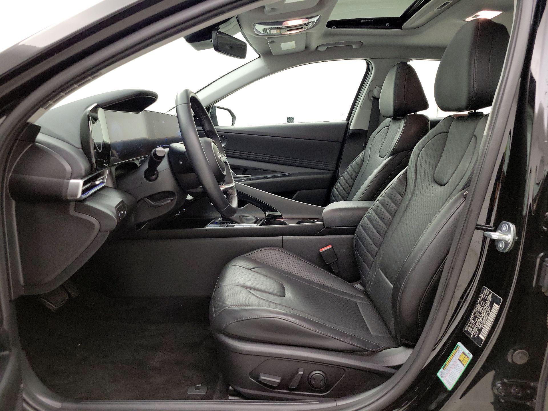 Thumbnail: 2023 Hyundai Elantra - 11