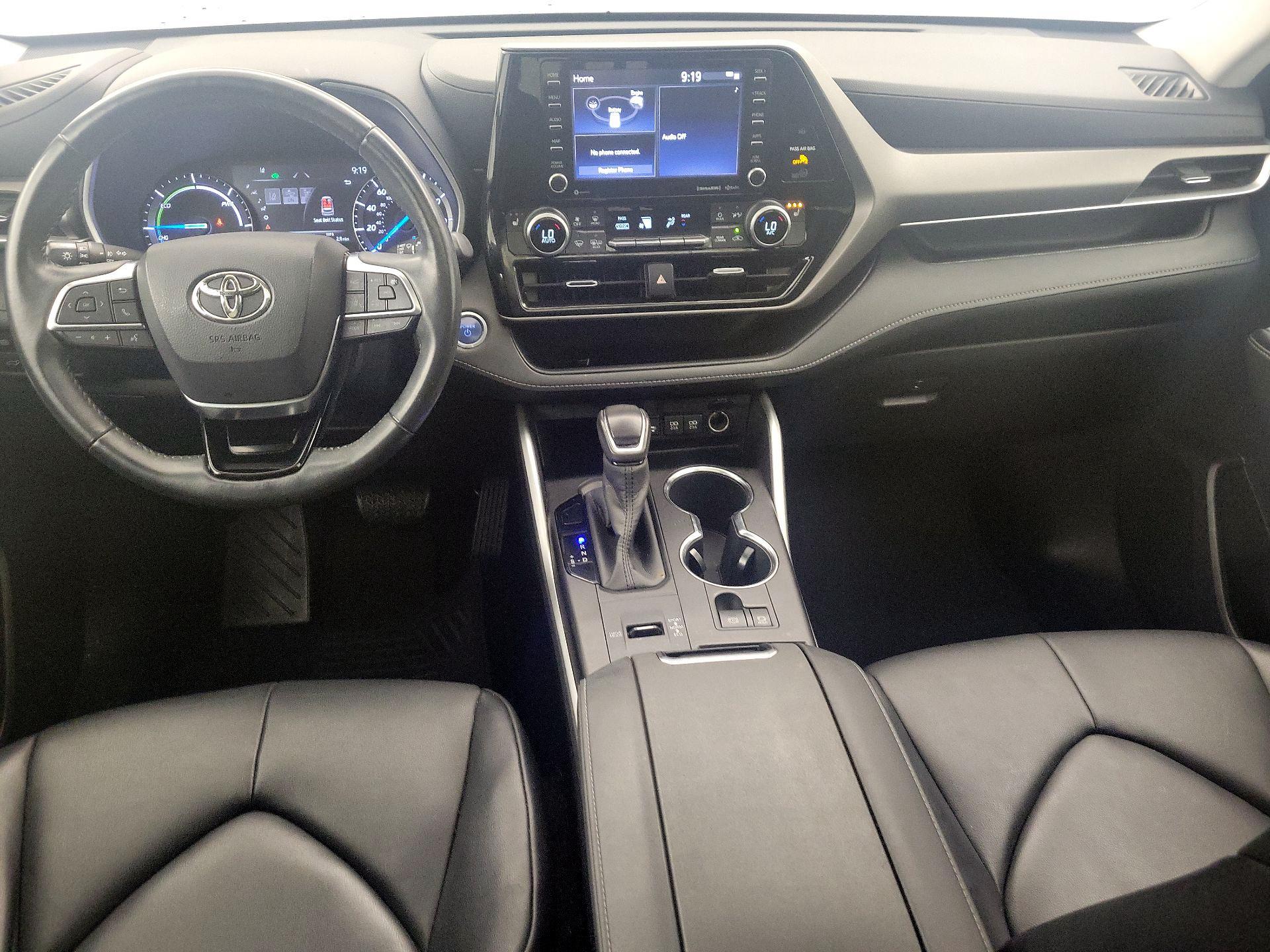 Thumbnail: 2020 Toyota Highlander - 9
