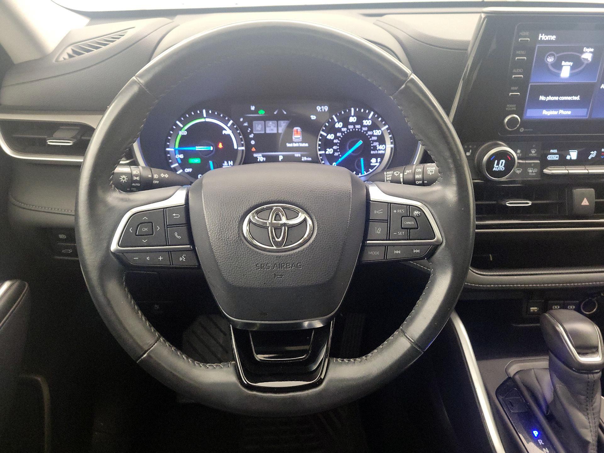 Thumbnail: 2020 Toyota Highlander - 10