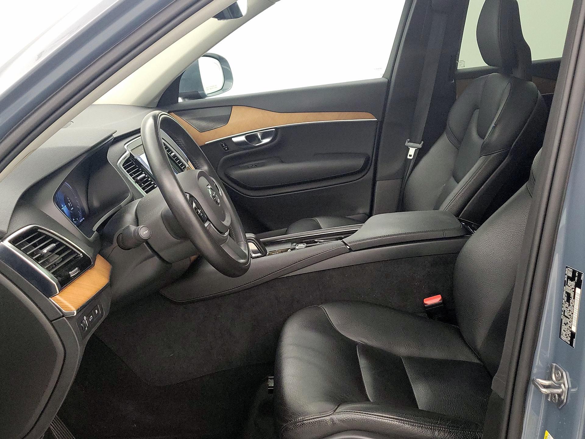 Thumbnail: 2021 Volvo XC90 - 11