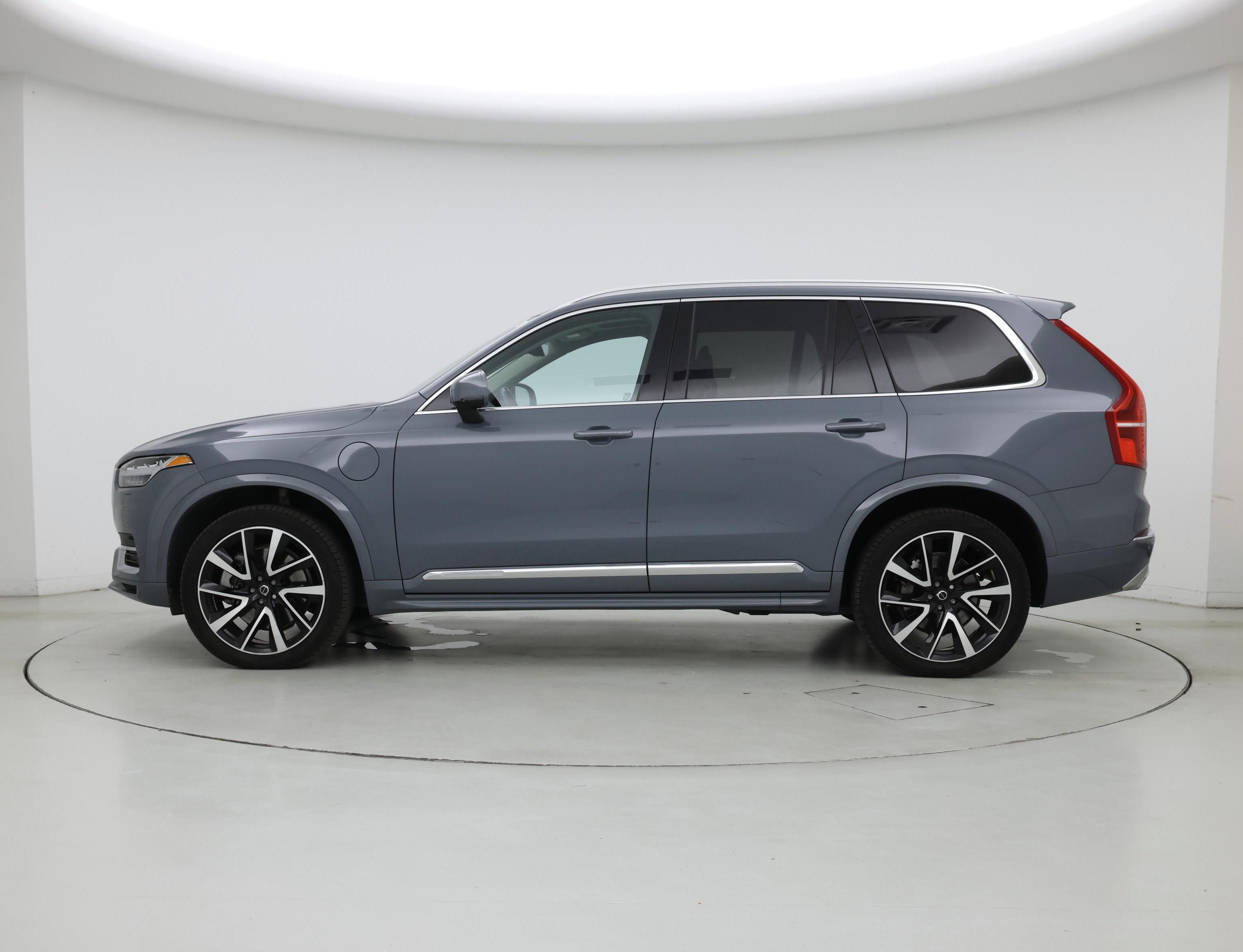 Thumbnail: 2021 Volvo XC90 - 3