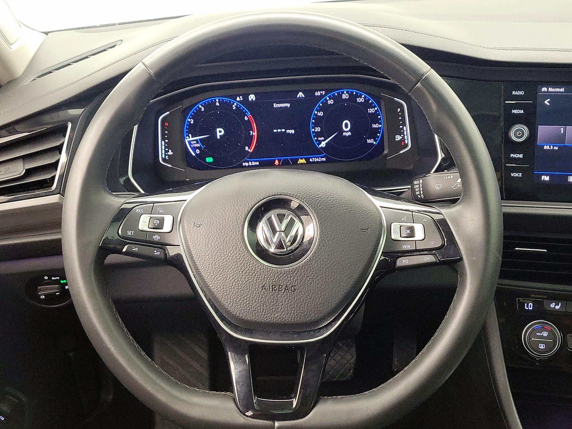 Thumbnail: 2020 Volkswagen Jetta - 10
