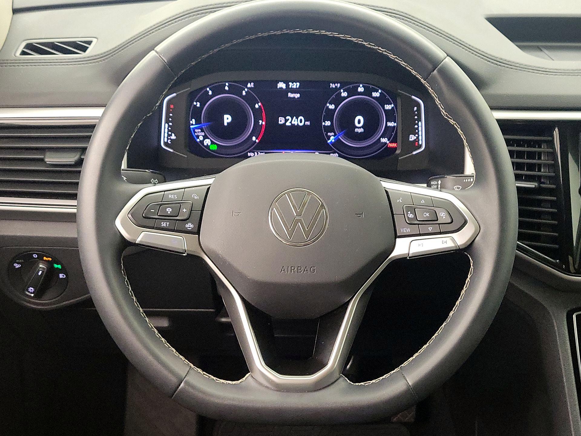 Thumbnail: 2022 Volkswagen Atlas - 10