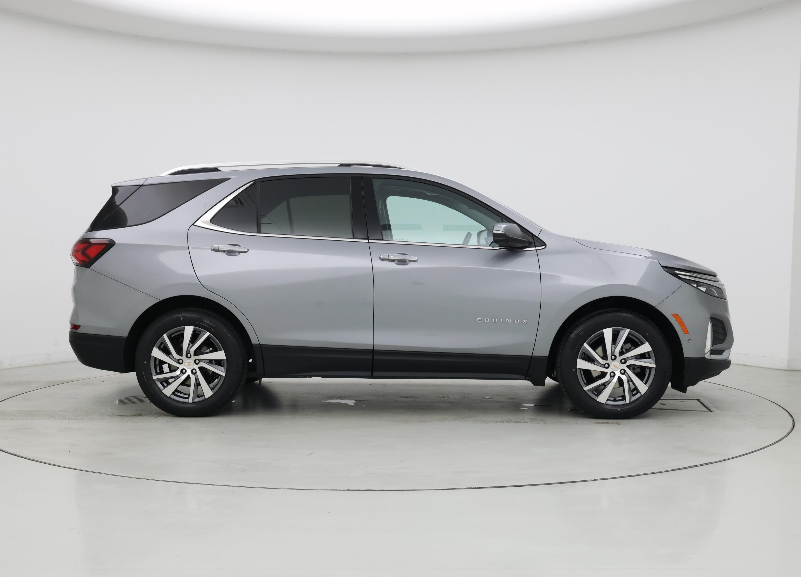 Thumbnail: 2023 Chevrolet Equinox - 7