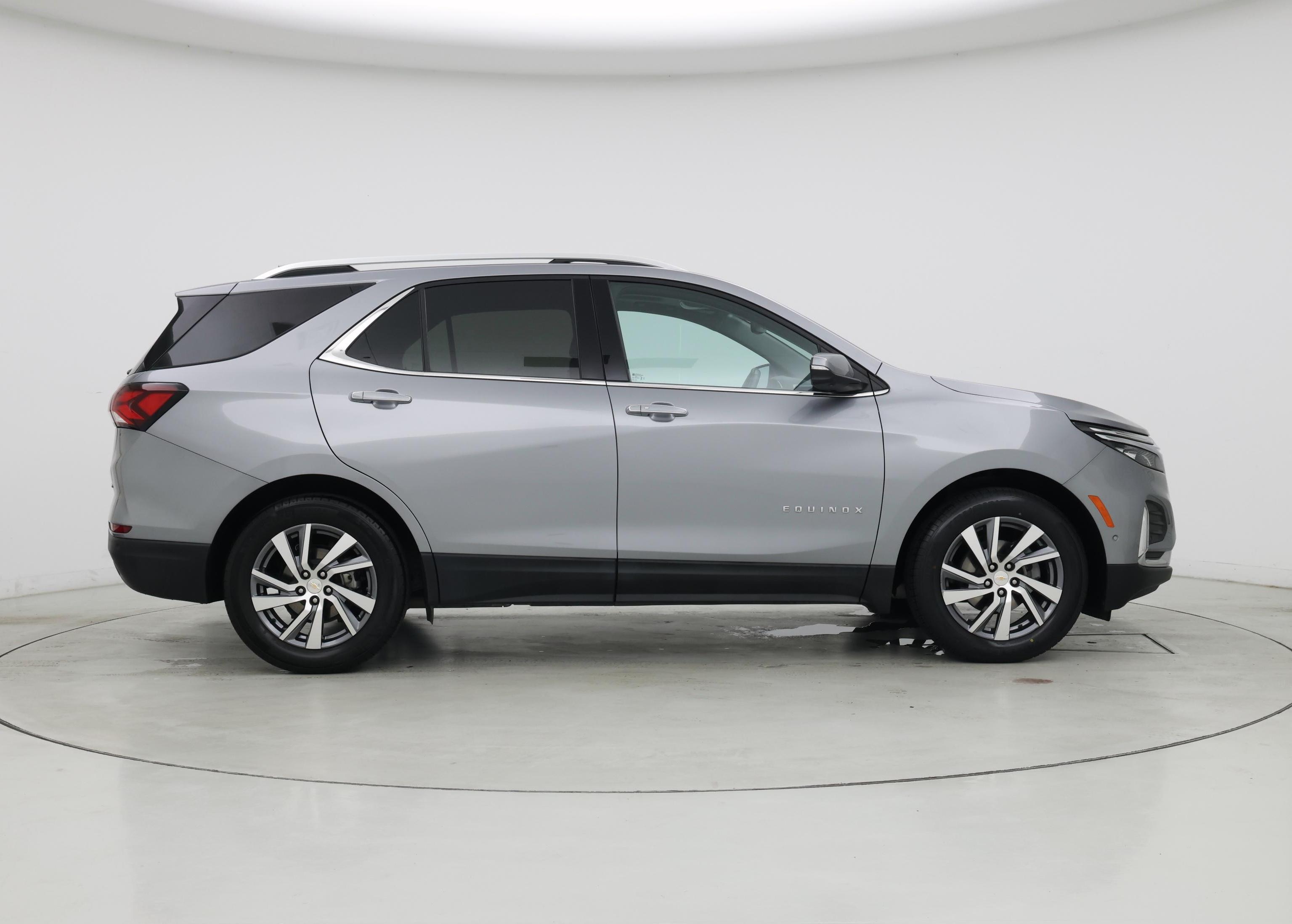 Thumbnail: 2023 Chevrolet Equinox - 7