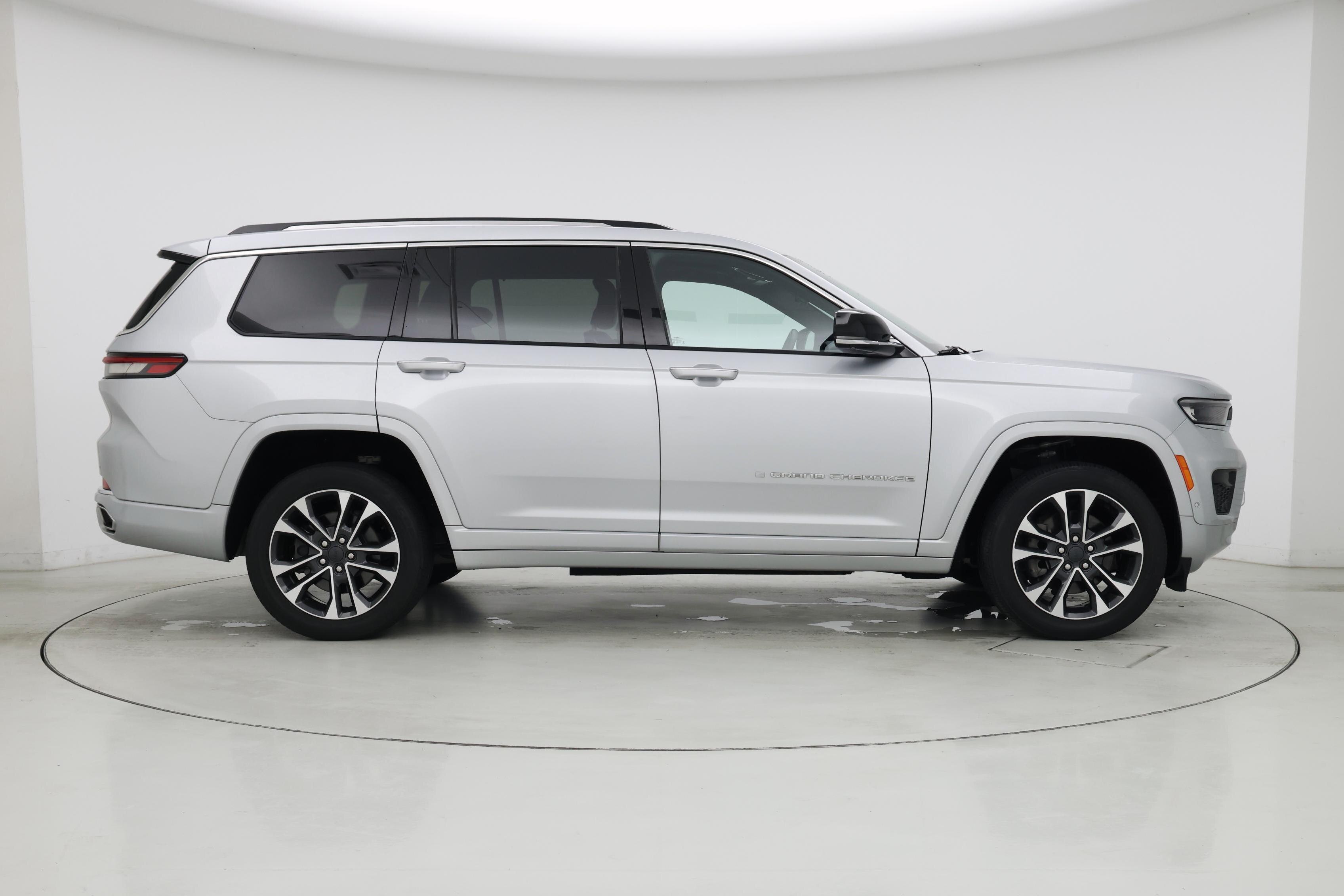 Thumbnail: 2023 Jeep Grand Cherokee L - 7