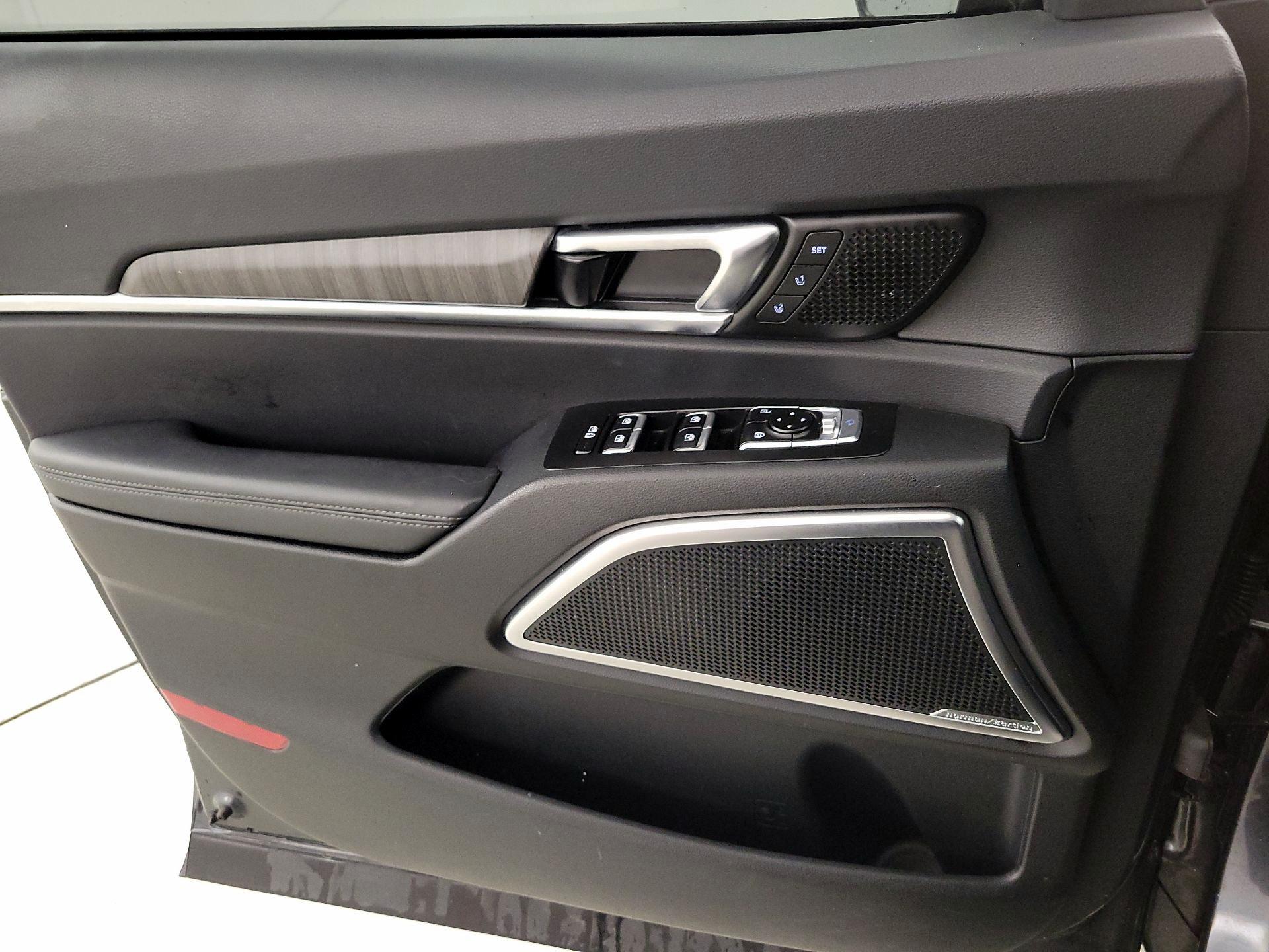 Thumbnail: 2024 Kia Telluride - 10