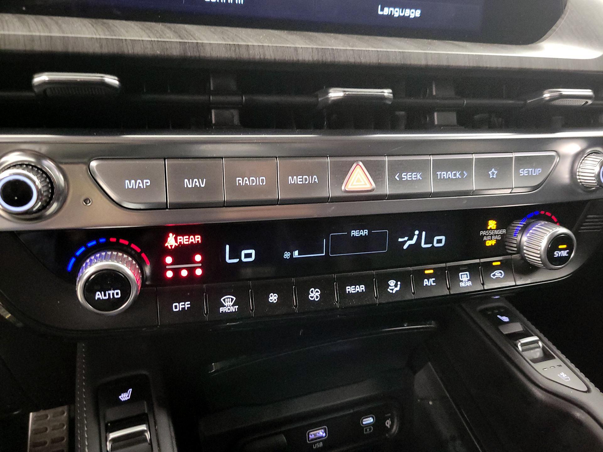 Thumbnail: 2024 Kia Telluride - 15