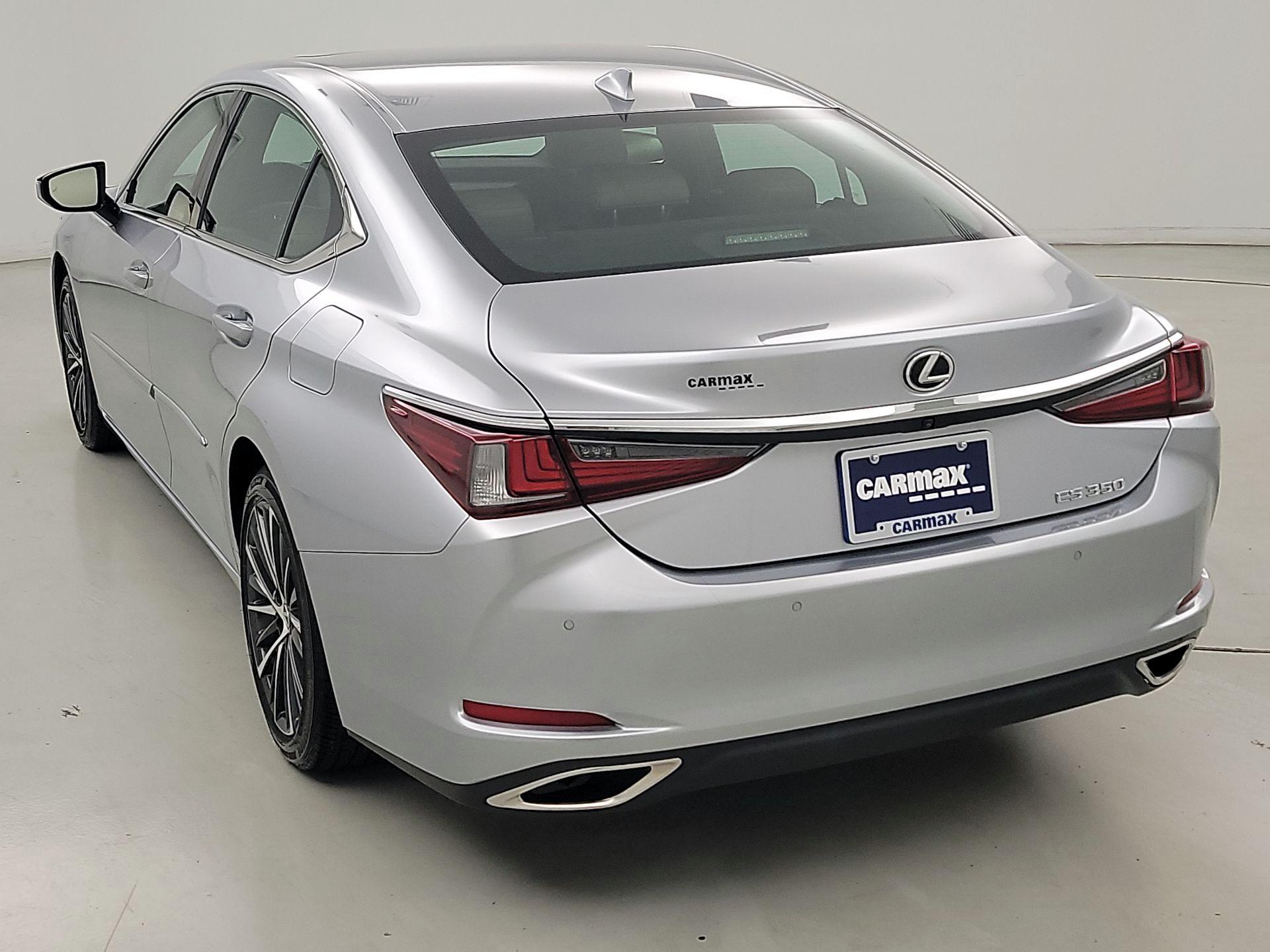 Thumbnail: 2023 Lexus ES - 7