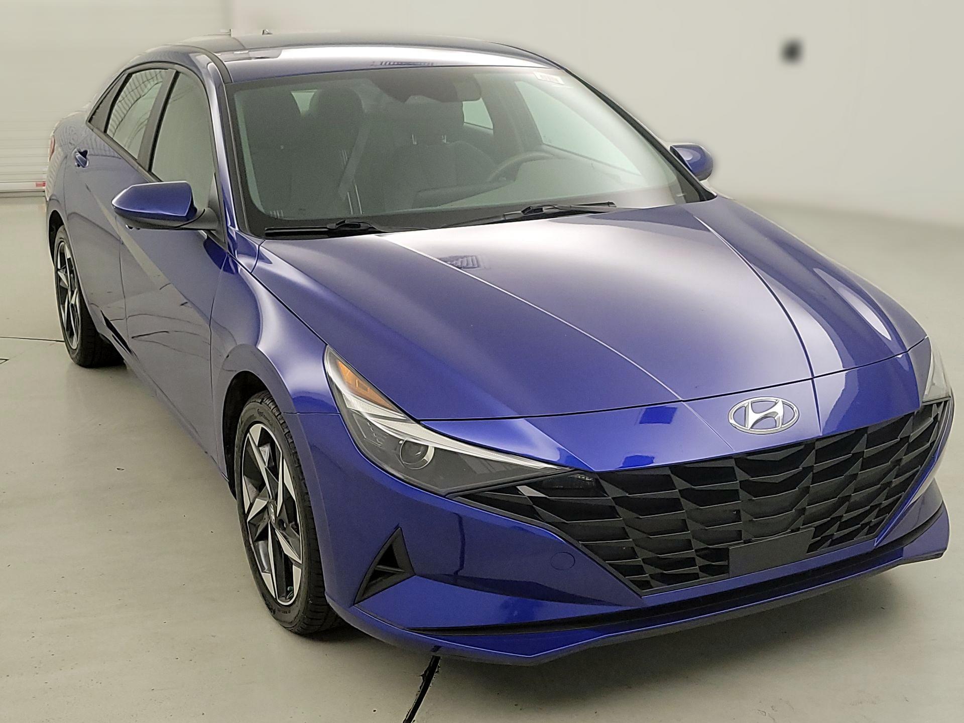 Thumbnail: 2023 Hyundai Elantra - 1