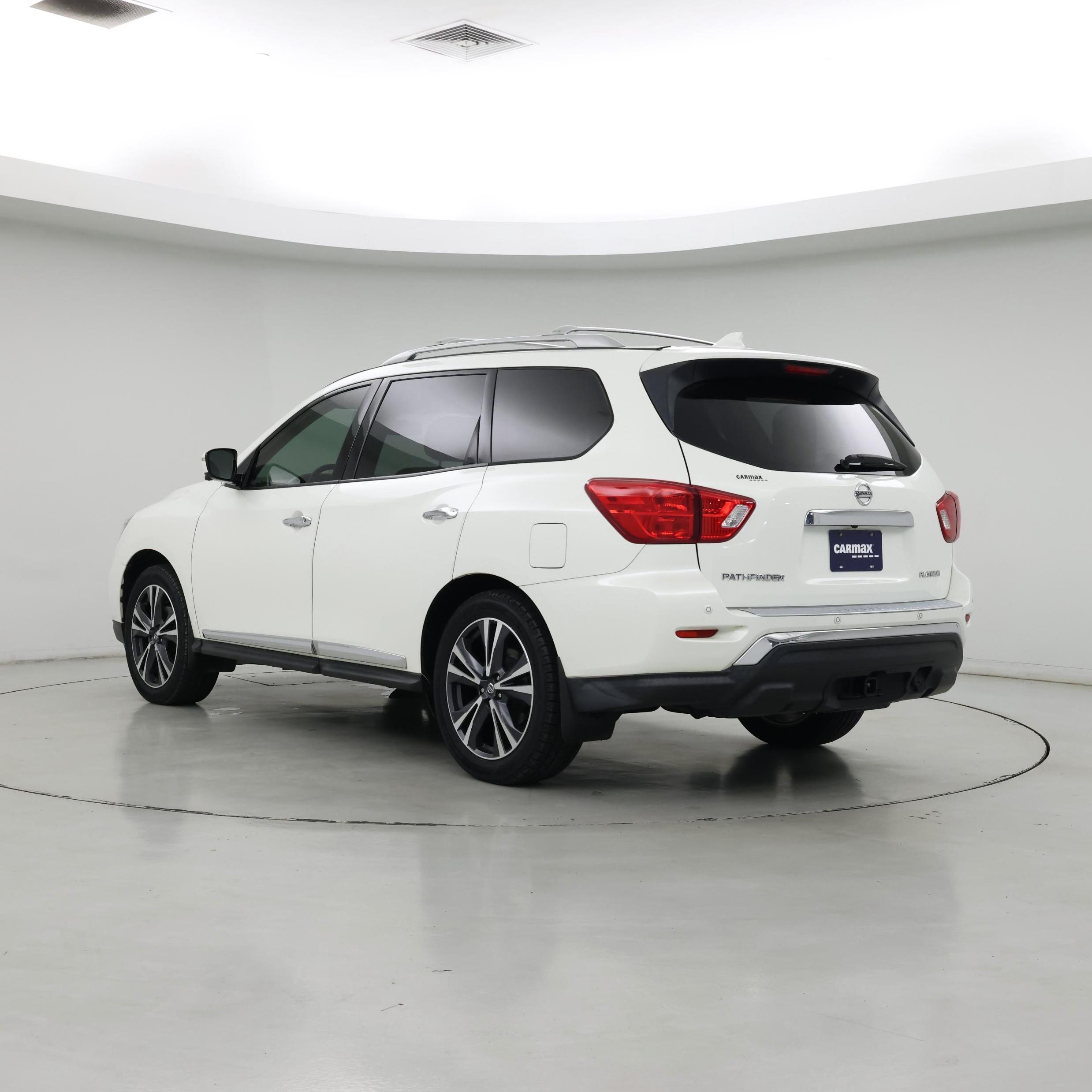 Thumbnail: 2020 Nissan Pathfinder - 2