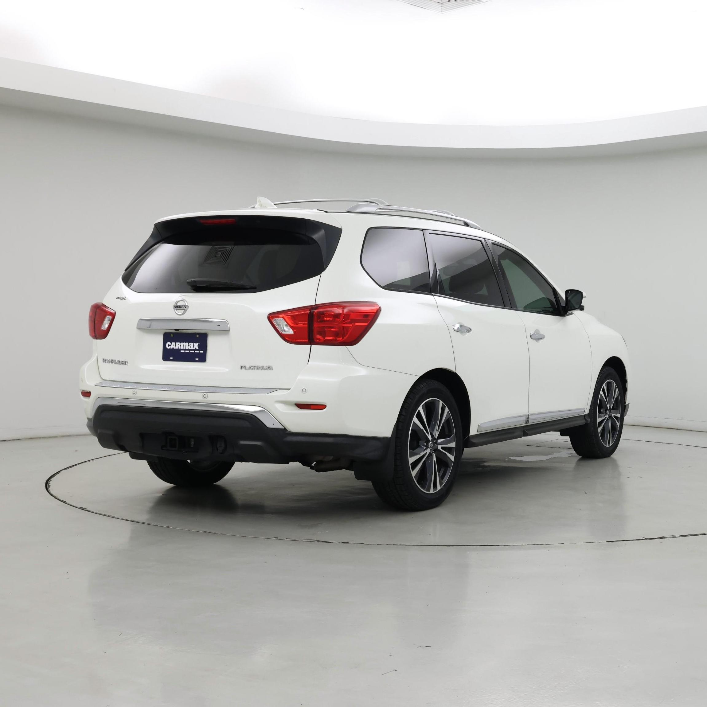 Thumbnail: 2020 Nissan Pathfinder - 8