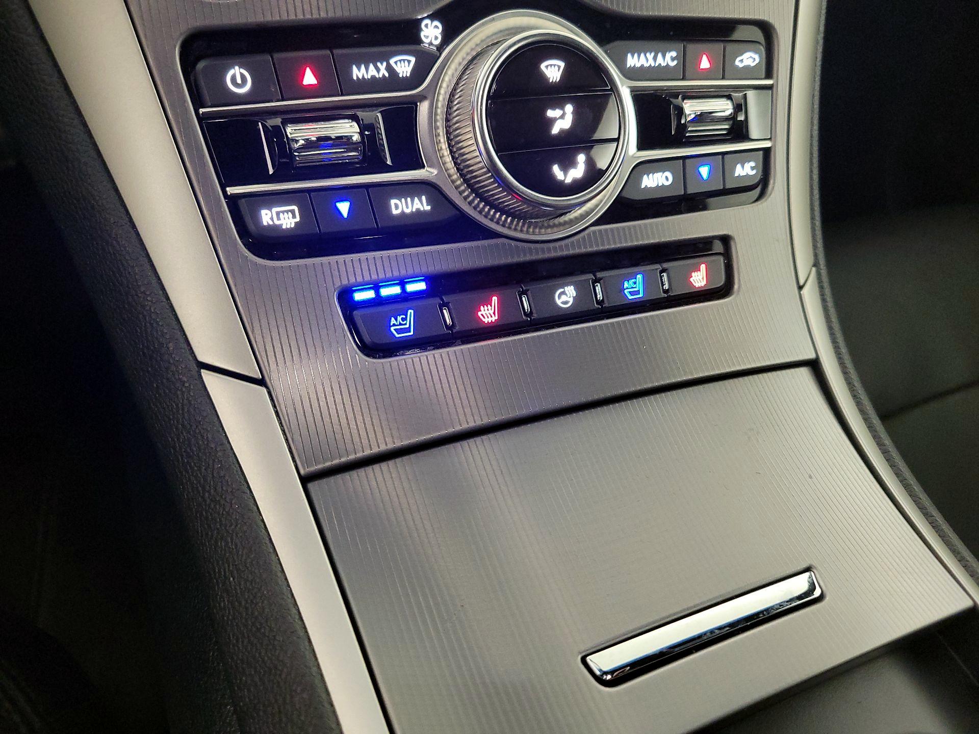 Thumbnail: 2019 Lincoln MKZ - 15