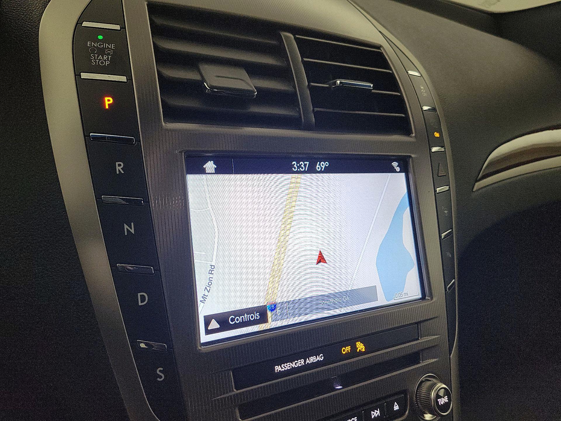 Thumbnail: 2019 Lincoln MKZ - 16