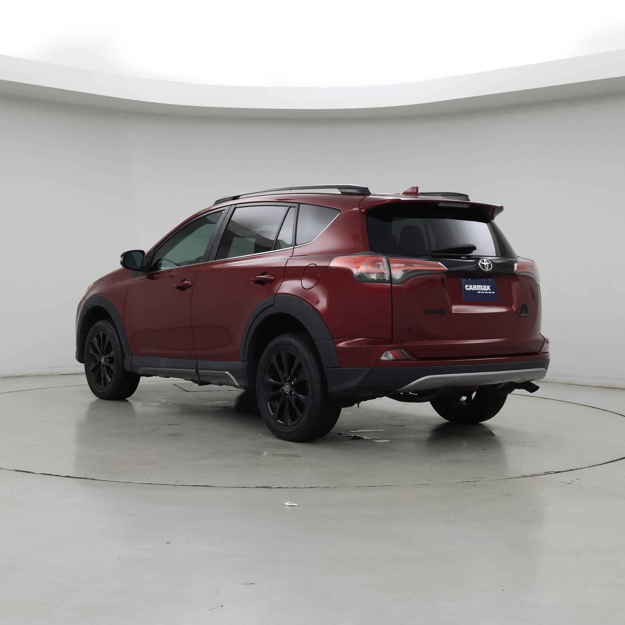 Thumbnail: 2018 Toyota RAV4 - 2