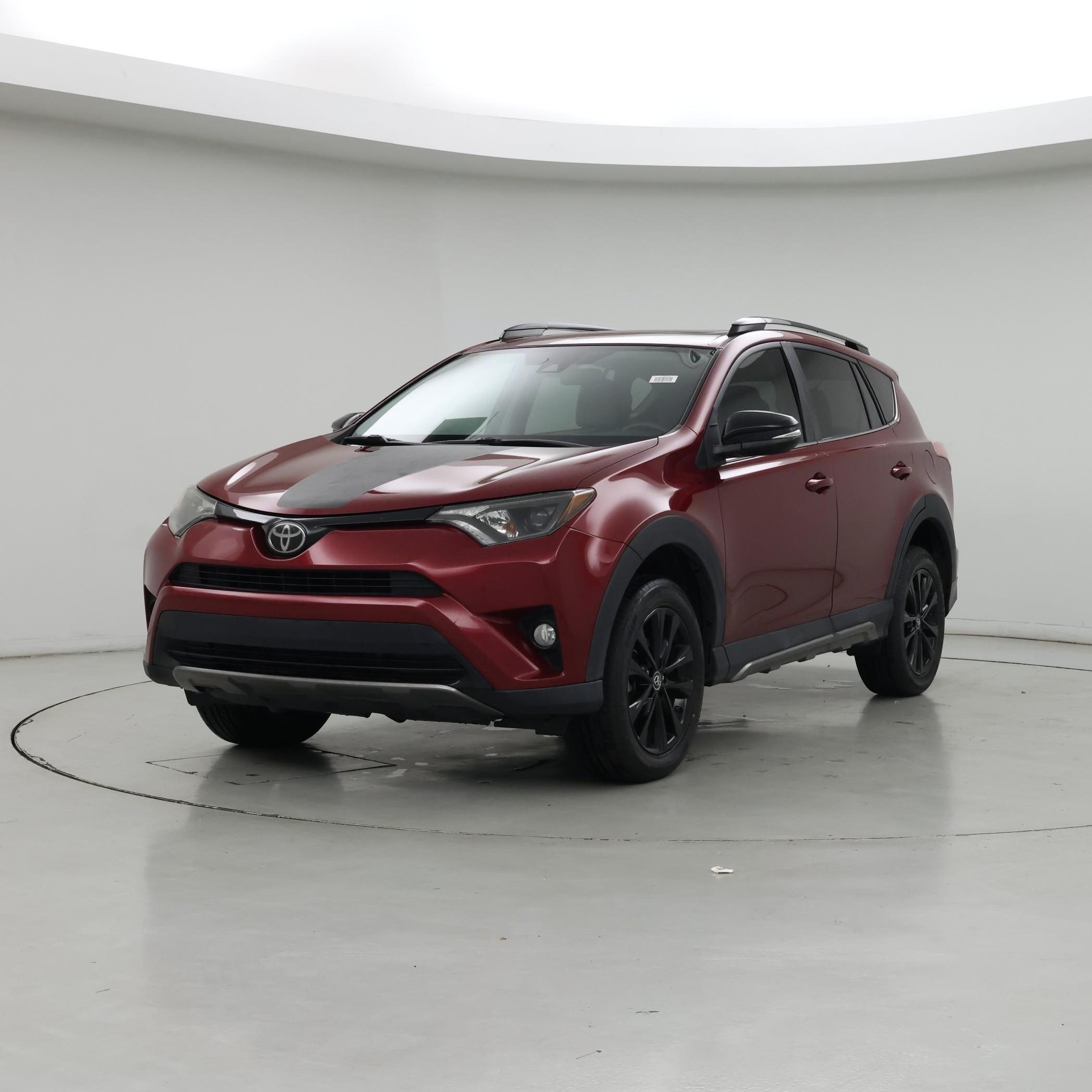 Thumbnail: 2018 Toyota RAV4 - 4