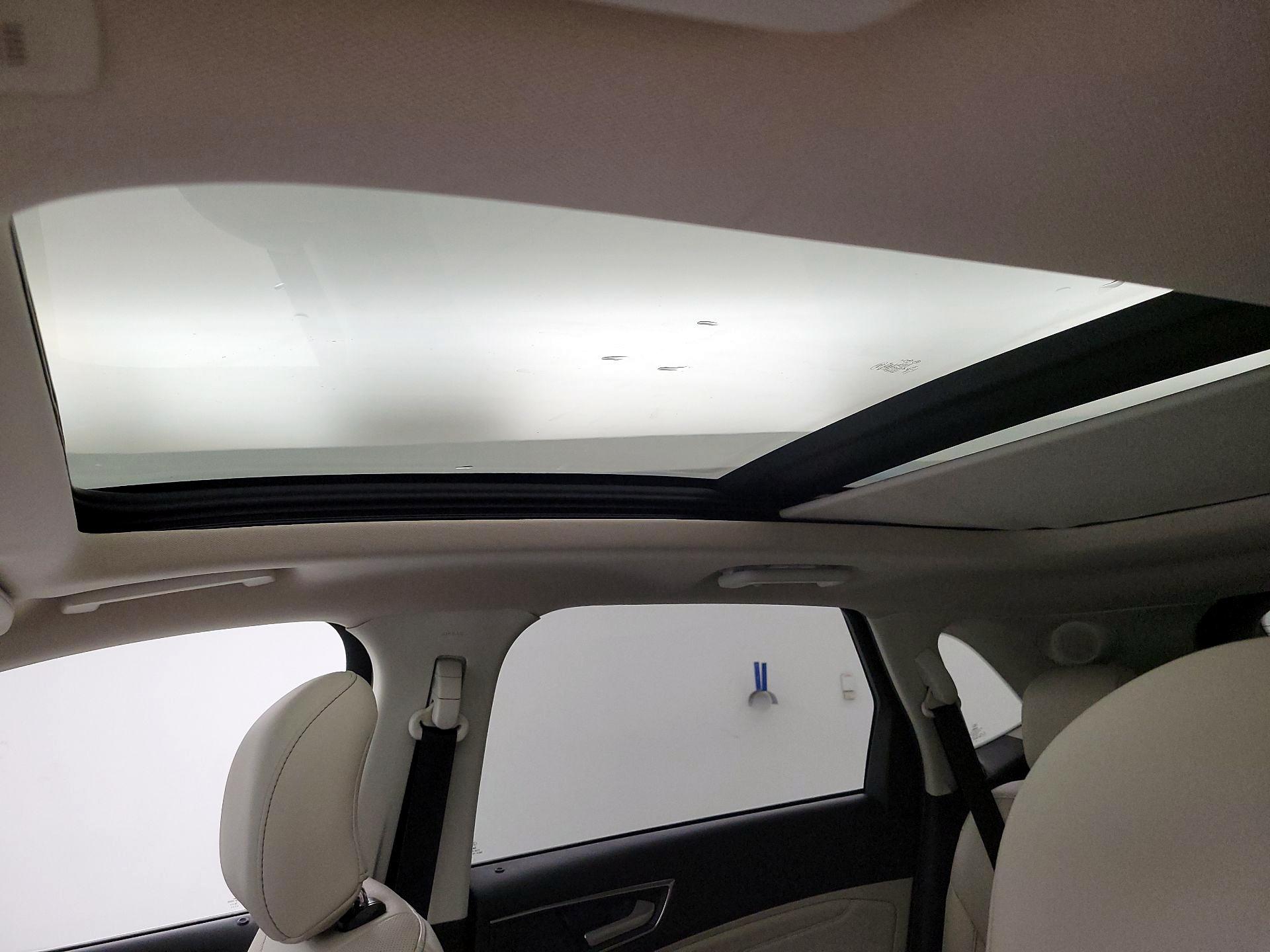 Thumbnail: 2019 Ford Edge - 18