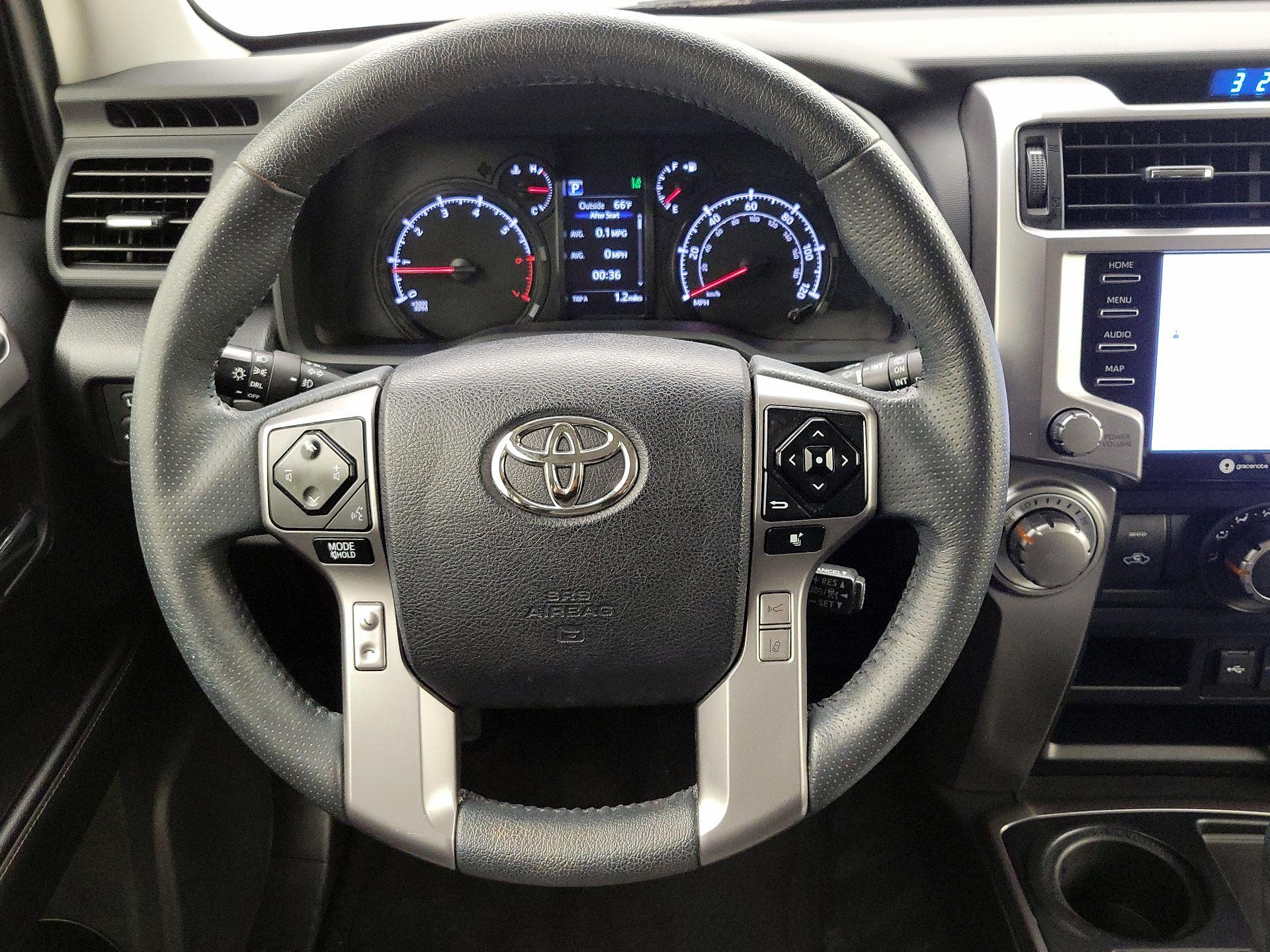 Thumbnail: 2022 Toyota 4Runner - 10