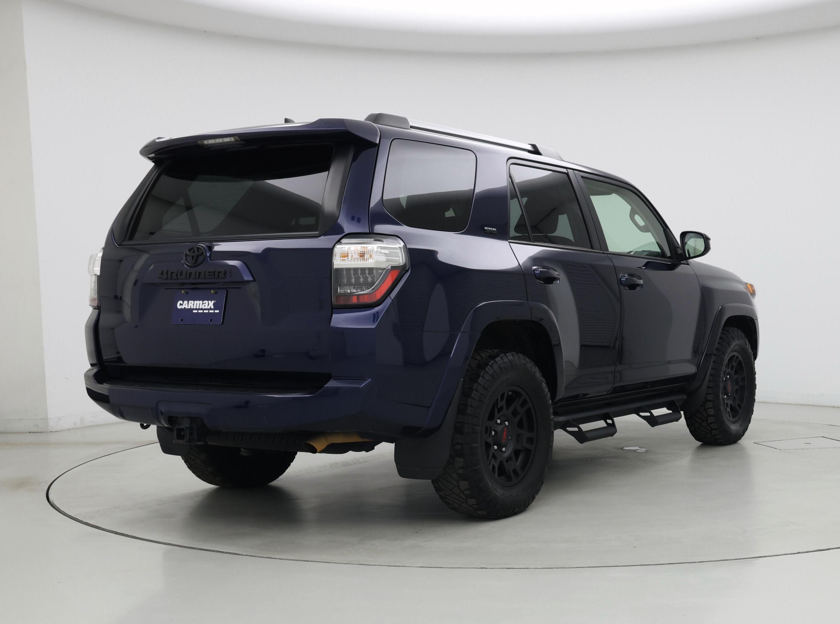Thumbnail: 2022 Toyota 4Runner - 8