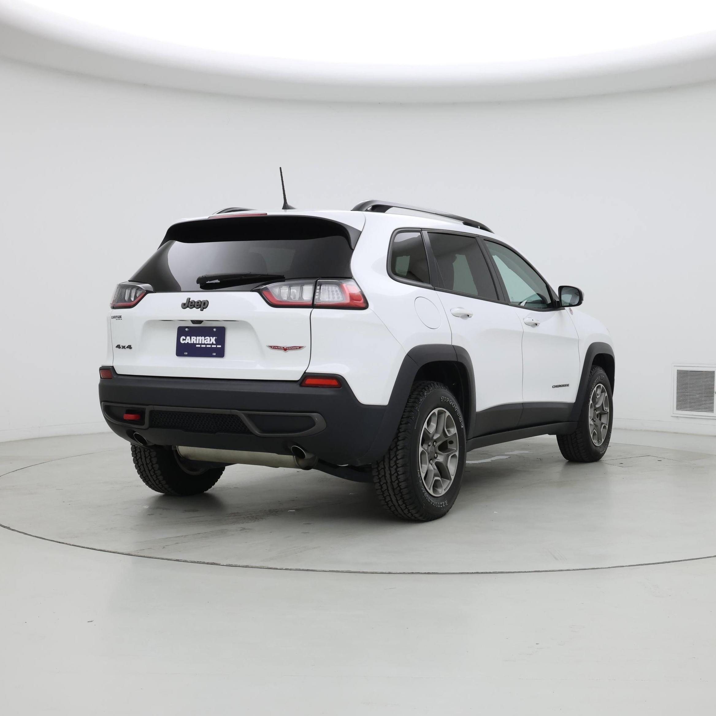 Thumbnail: 2022 Jeep Cherokee - 8