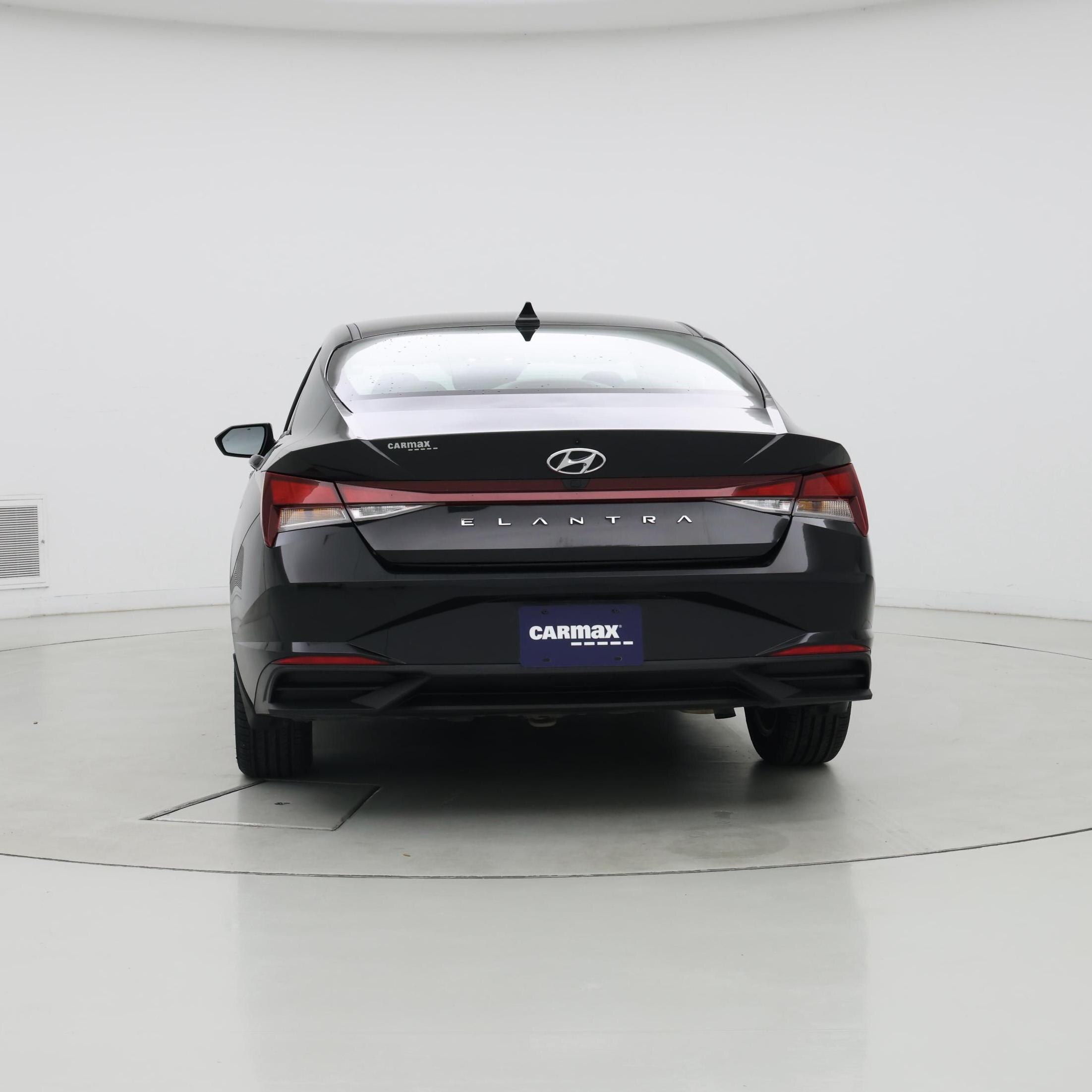 Thumbnail: 2023 Hyundai Elantra - 6