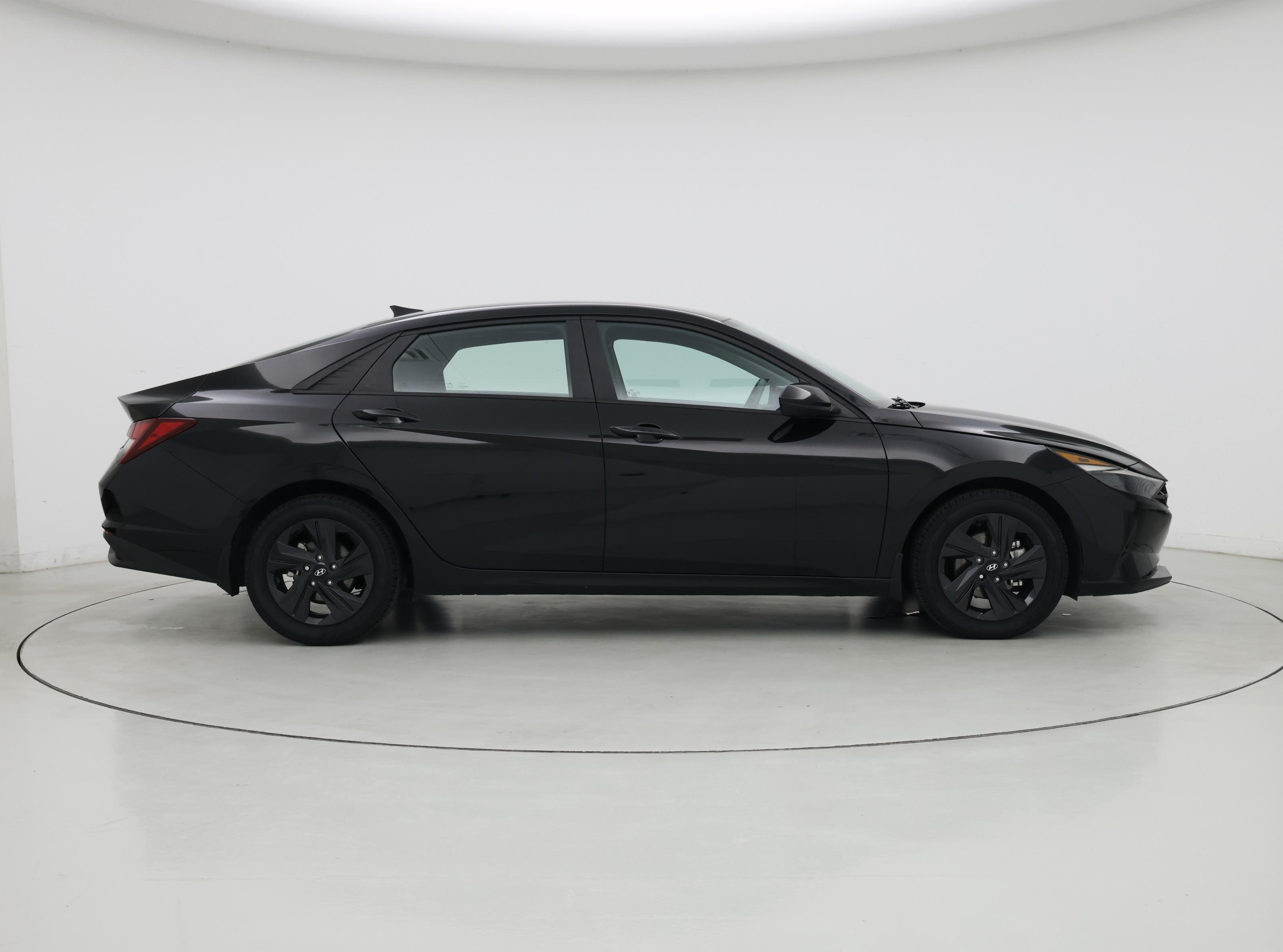 Thumbnail: 2023 Hyundai Elantra - 7