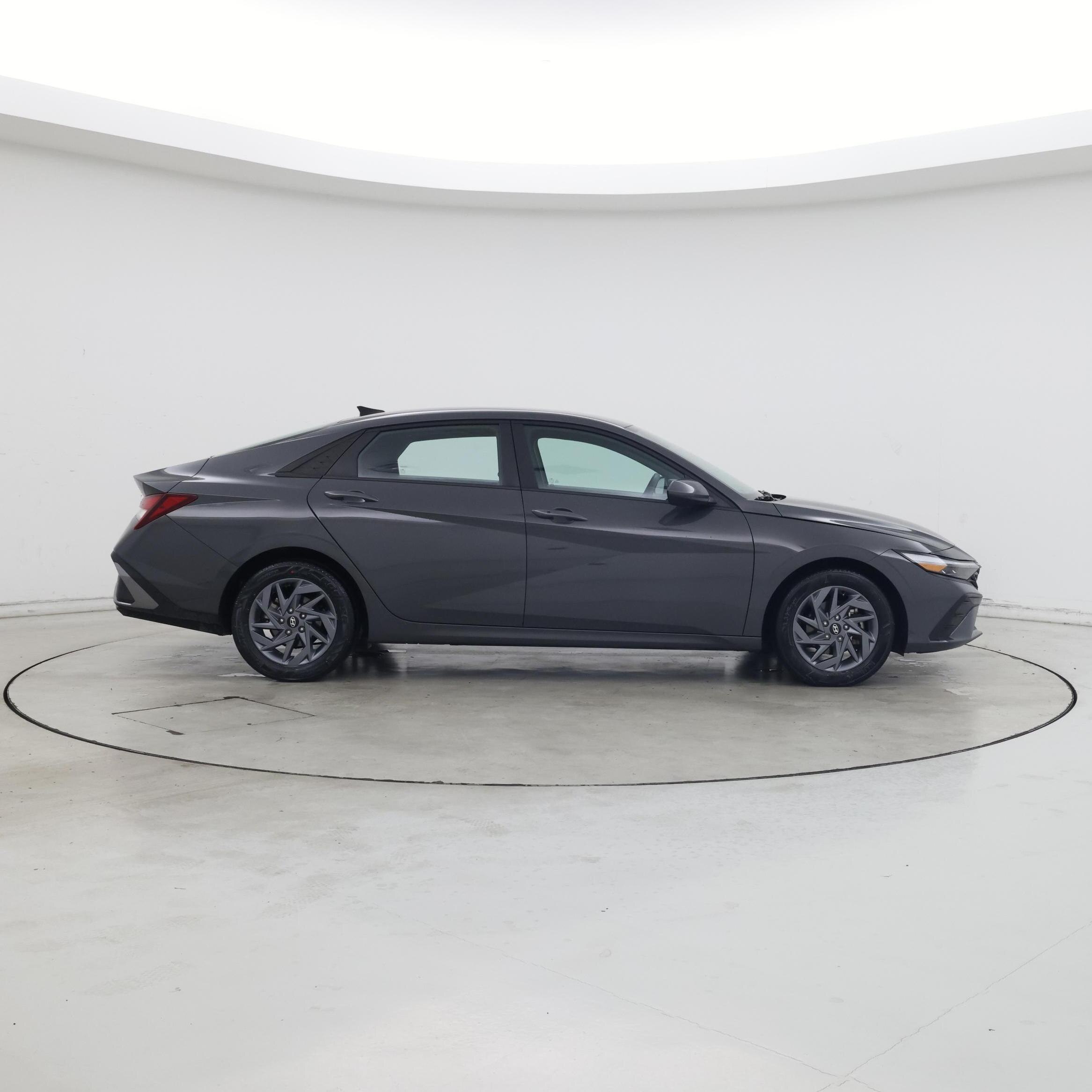 Thumbnail: 2024 Hyundai Elantra - 7
