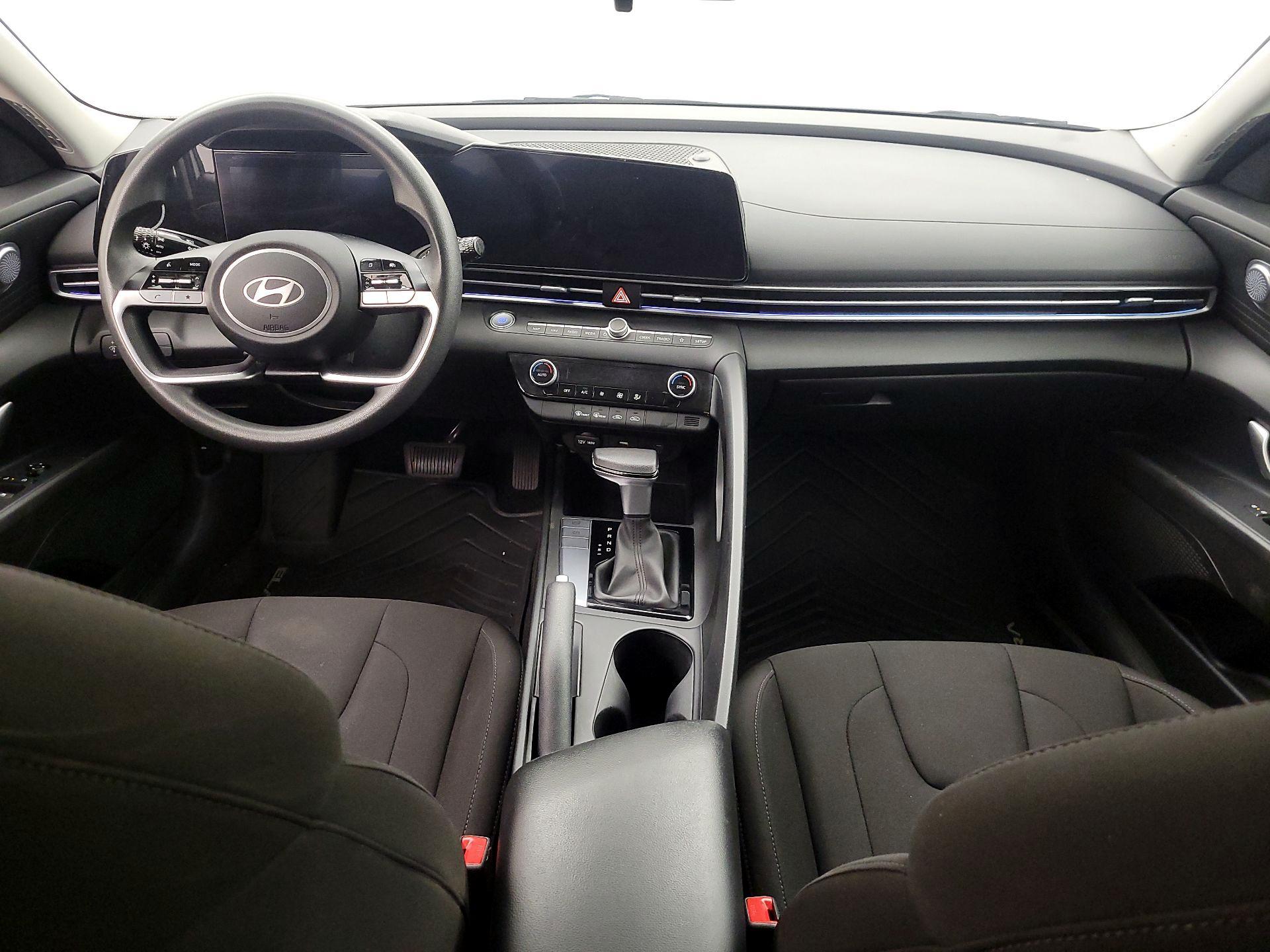 Thumbnail: 2024 Hyundai Elantra - 9