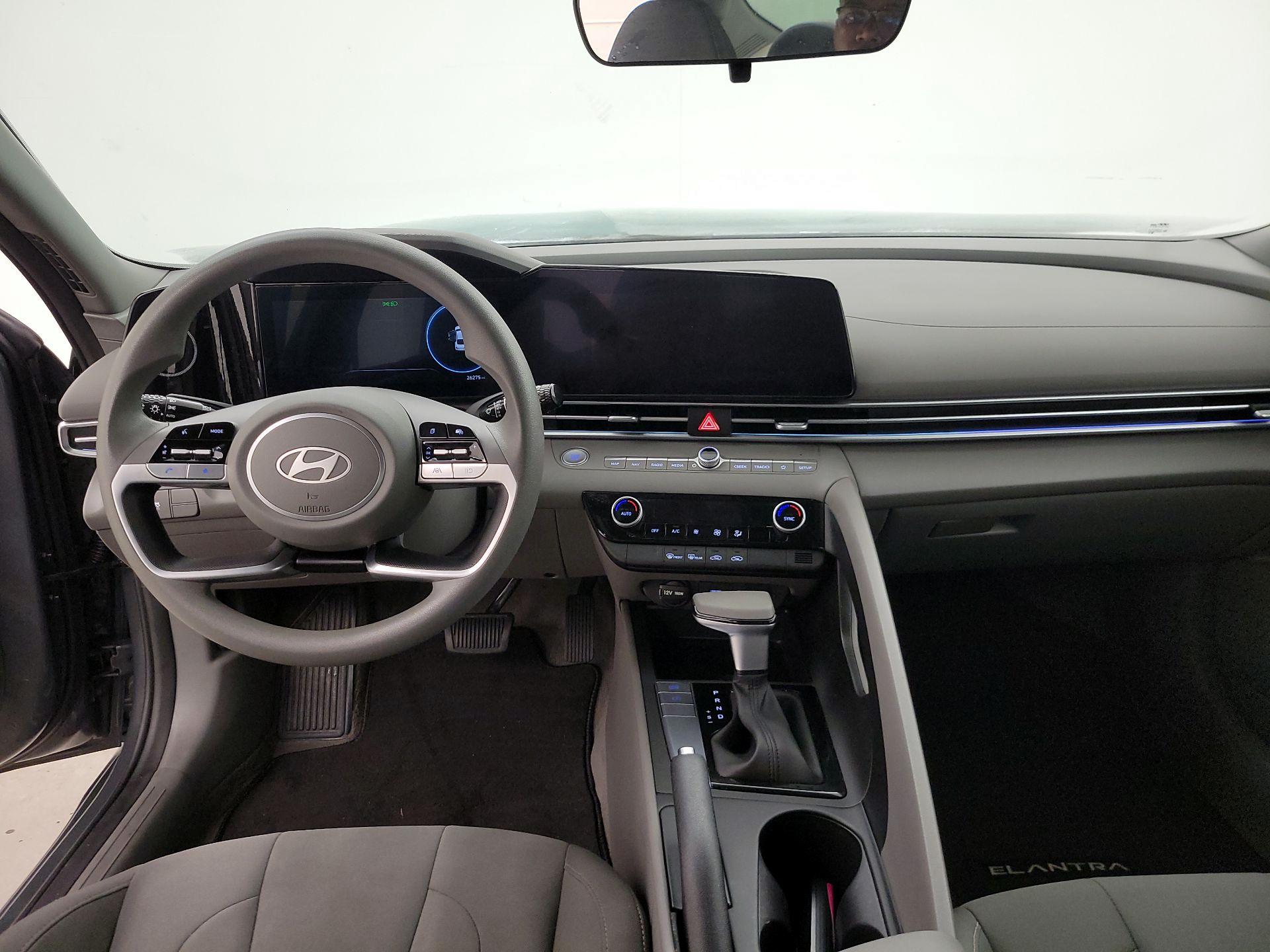 Thumbnail: 2024 Hyundai Elantra - 9