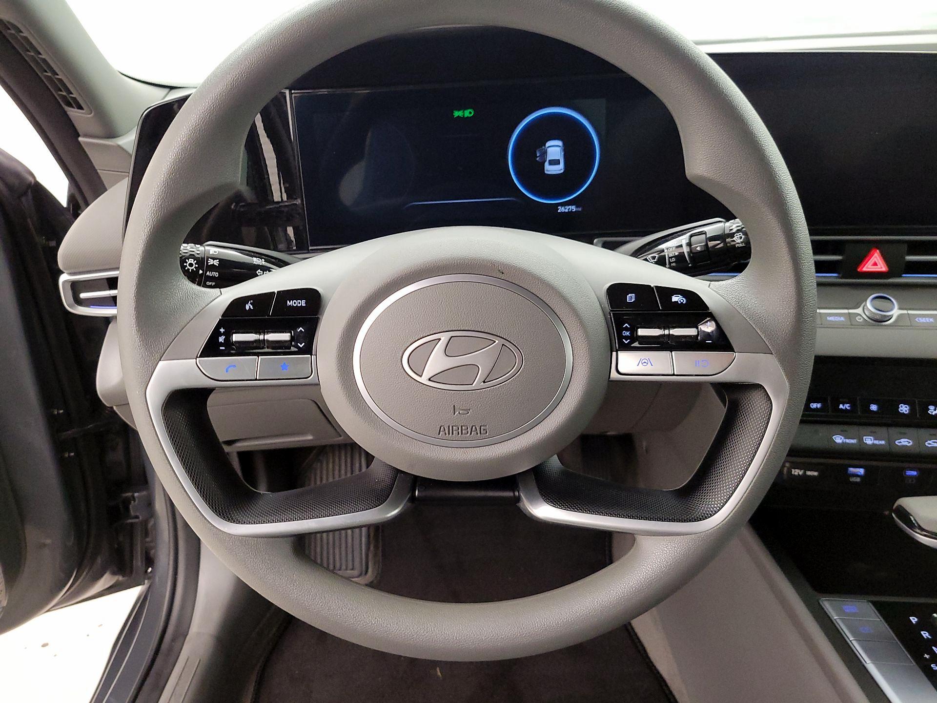 Thumbnail: 2024 Hyundai Elantra - 10