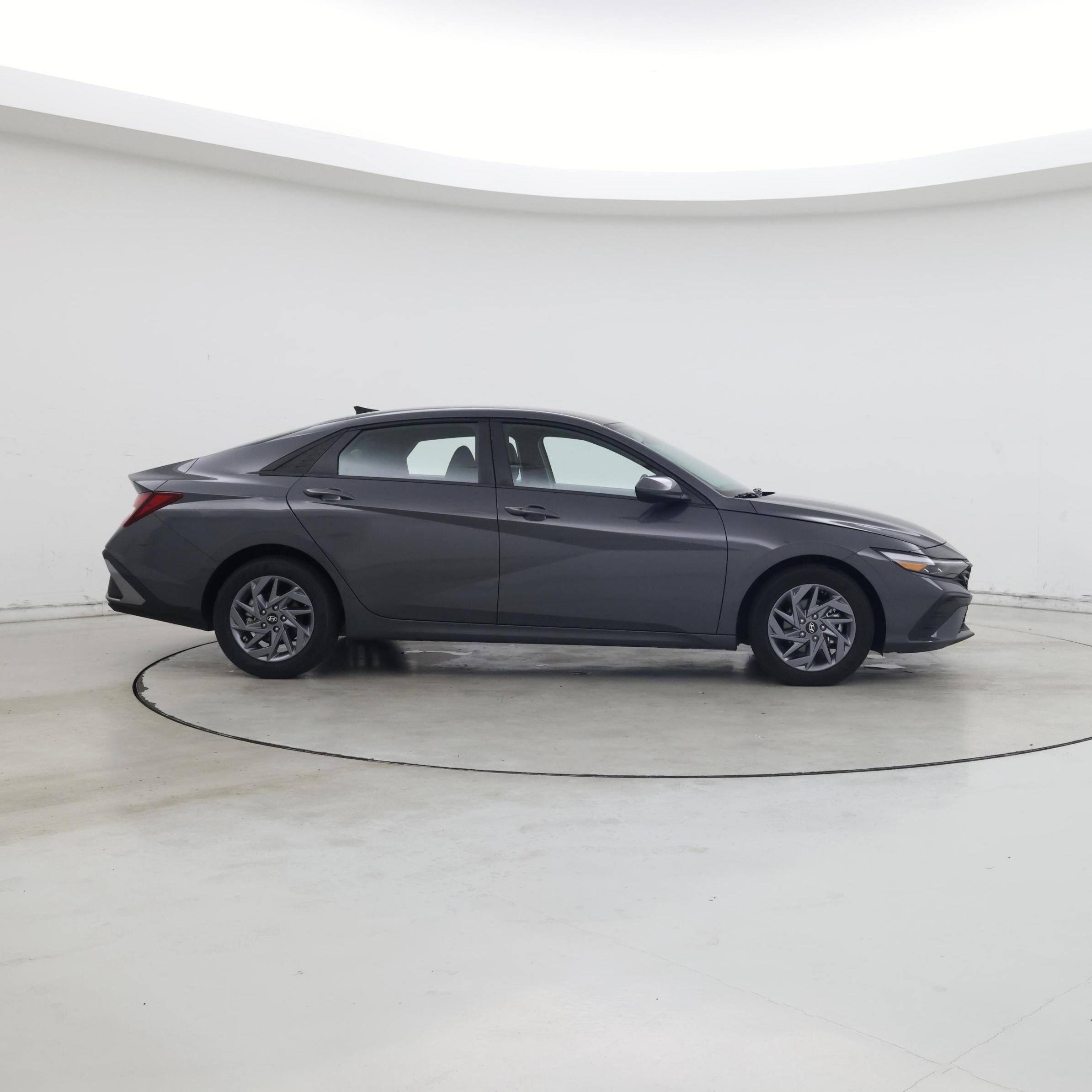 Thumbnail: 2024 Hyundai Elantra - 7