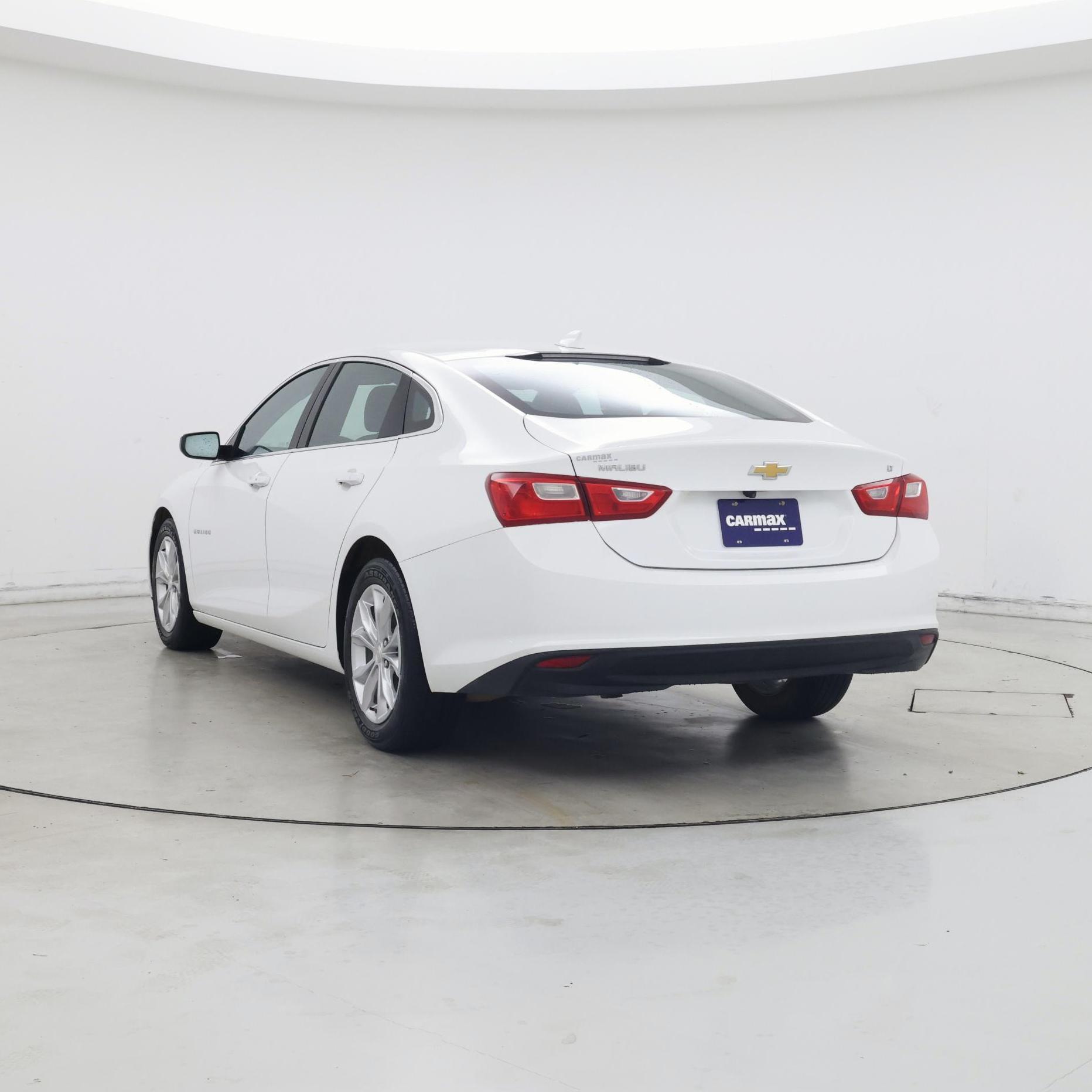 Thumbnail: 2023 Chevrolet Malibu - 2