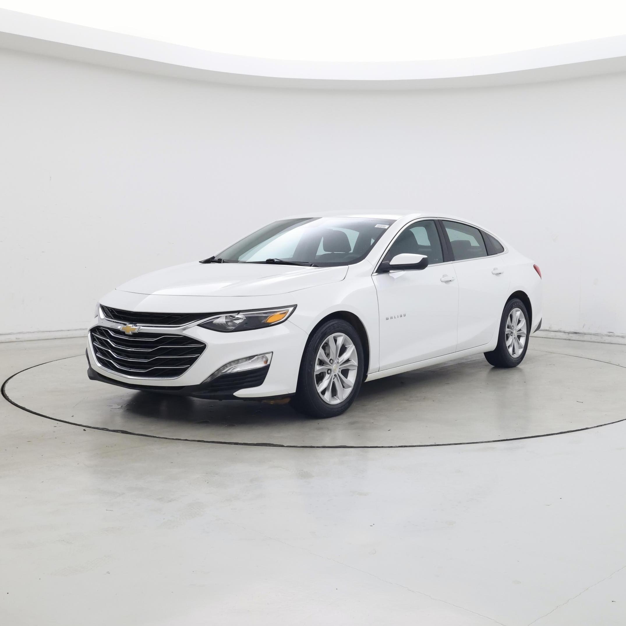 Thumbnail: 2023 Chevrolet Malibu - 4