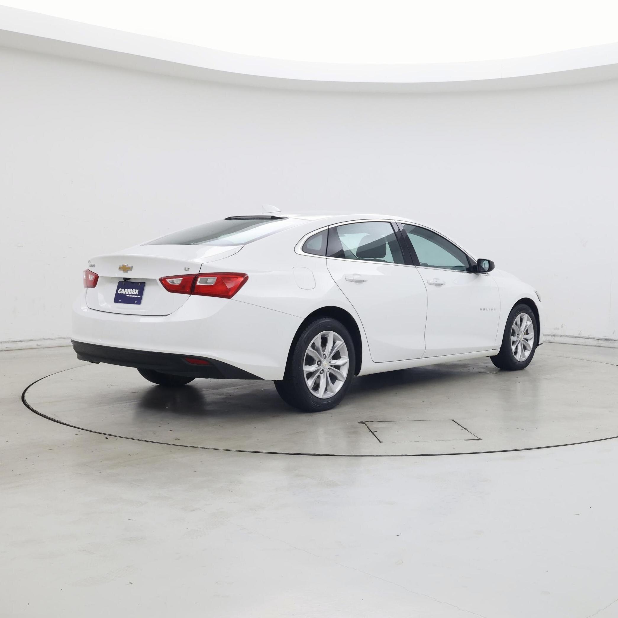 Thumbnail: 2023 Chevrolet Malibu - 8
