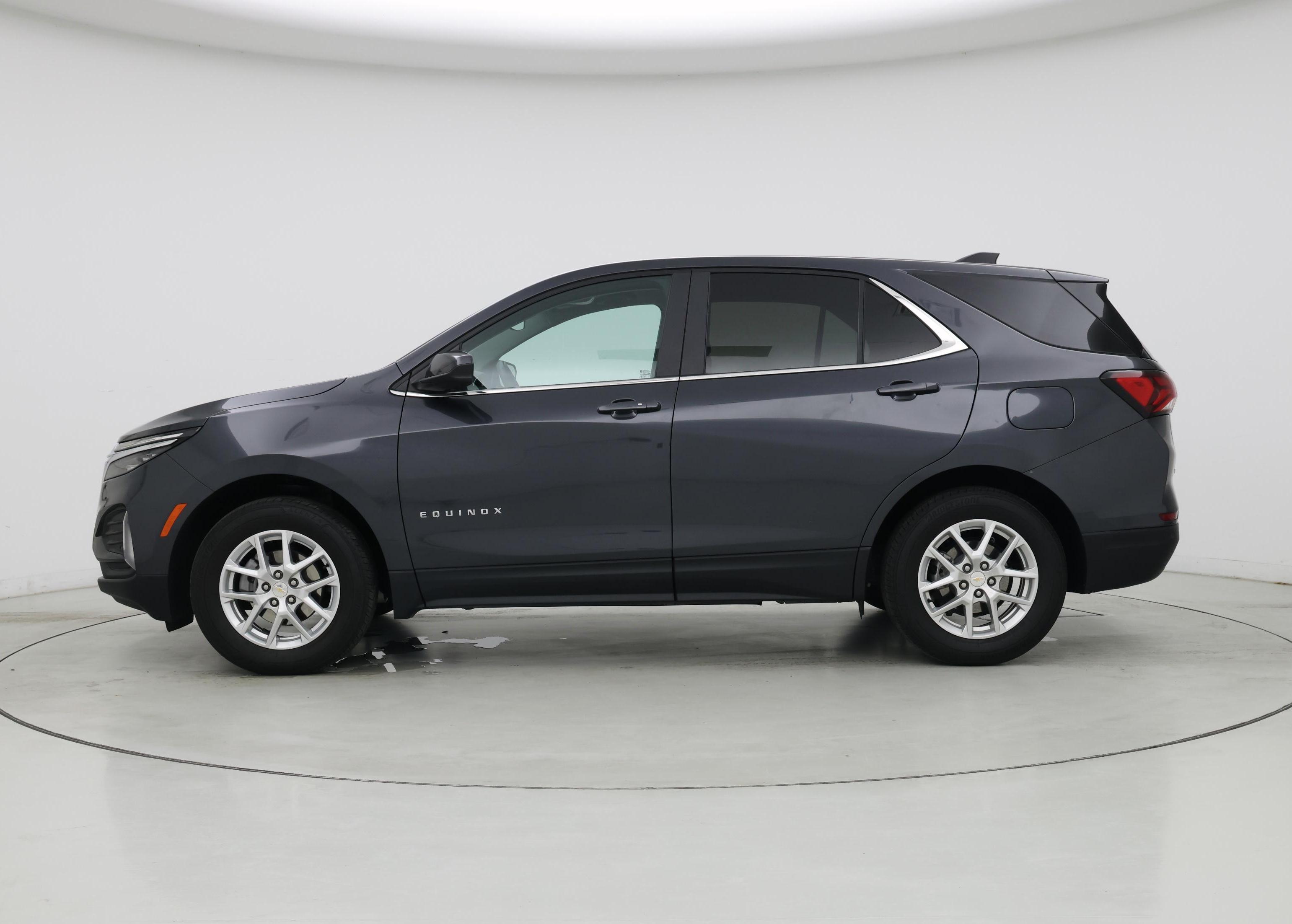 Thumbnail: 2023 Chevrolet Equinox - 3