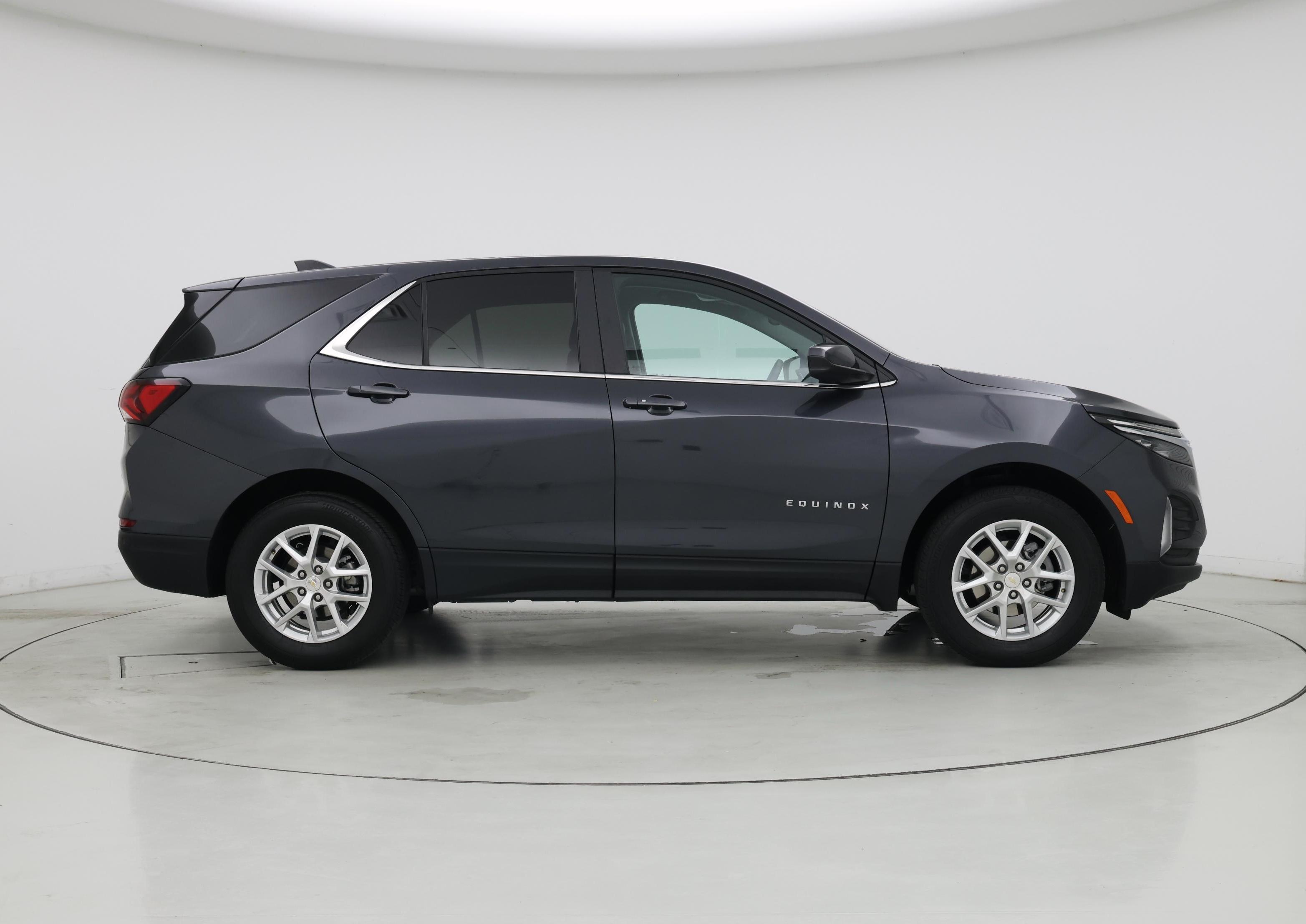 Thumbnail: 2023 Chevrolet Equinox - 7