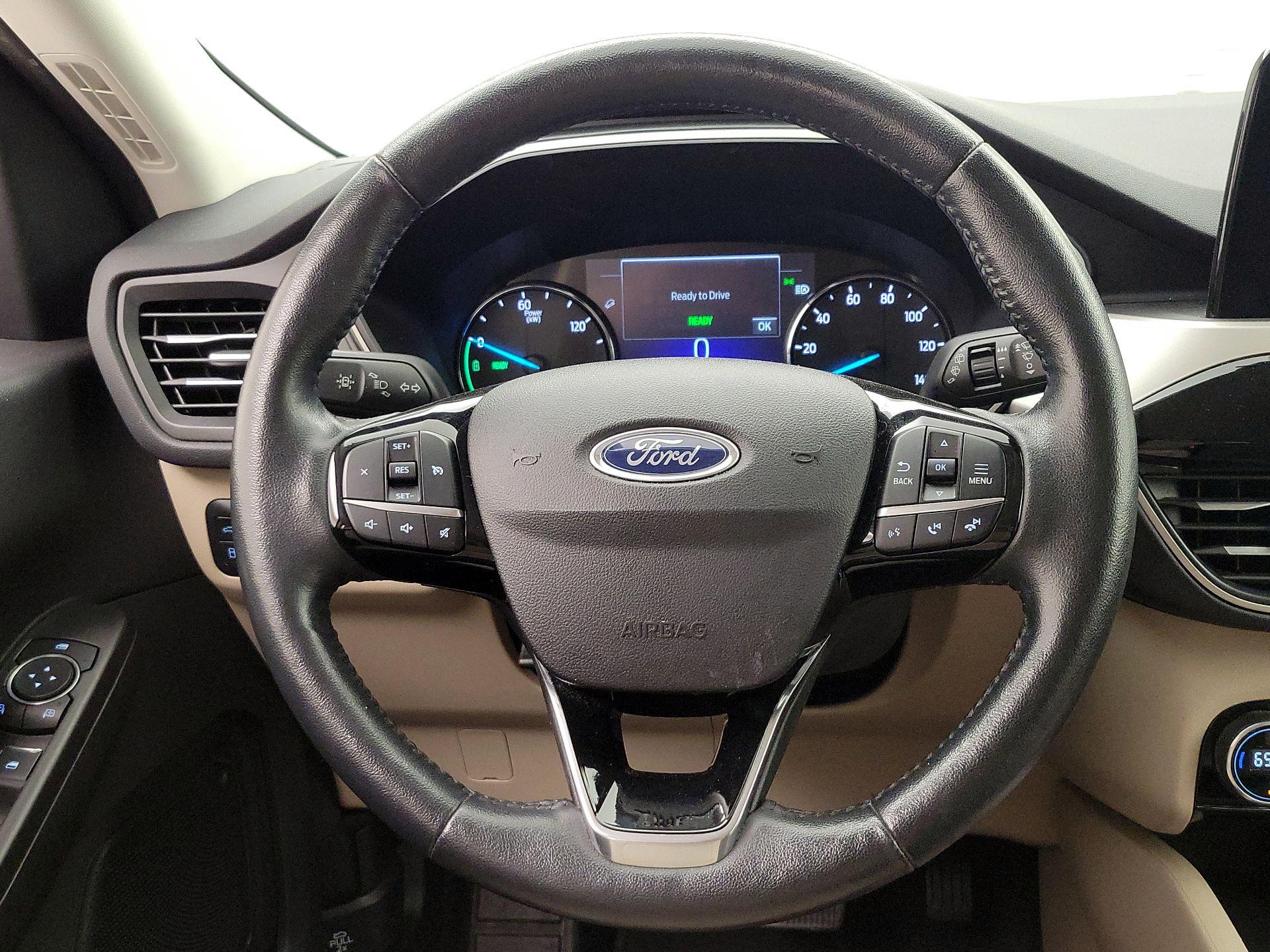 Thumbnail: 2021 Ford Escape - 10