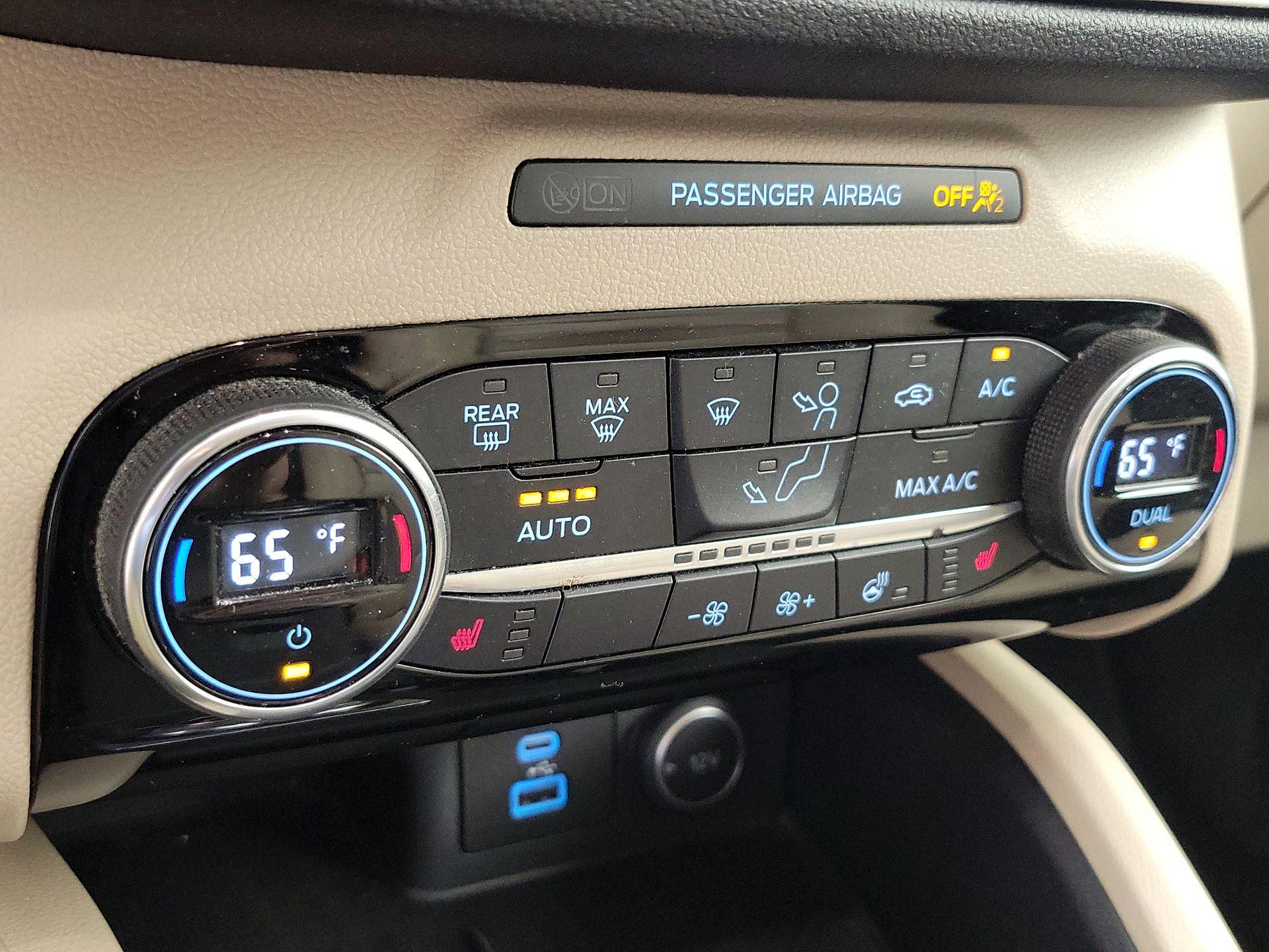 Thumbnail: 2021 Ford Escape - 16