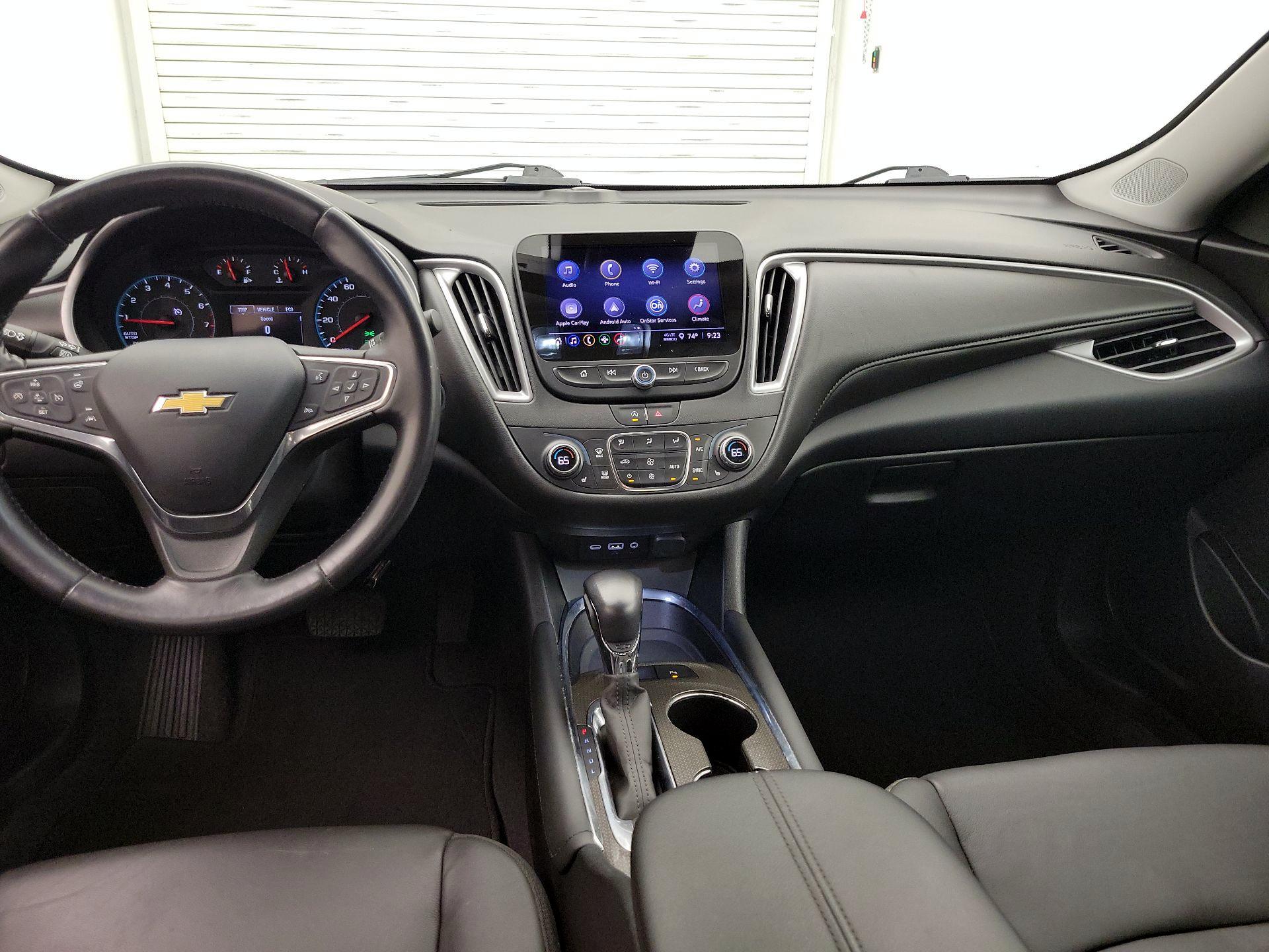 Thumbnail: 2022 Chevrolet Malibu - 9