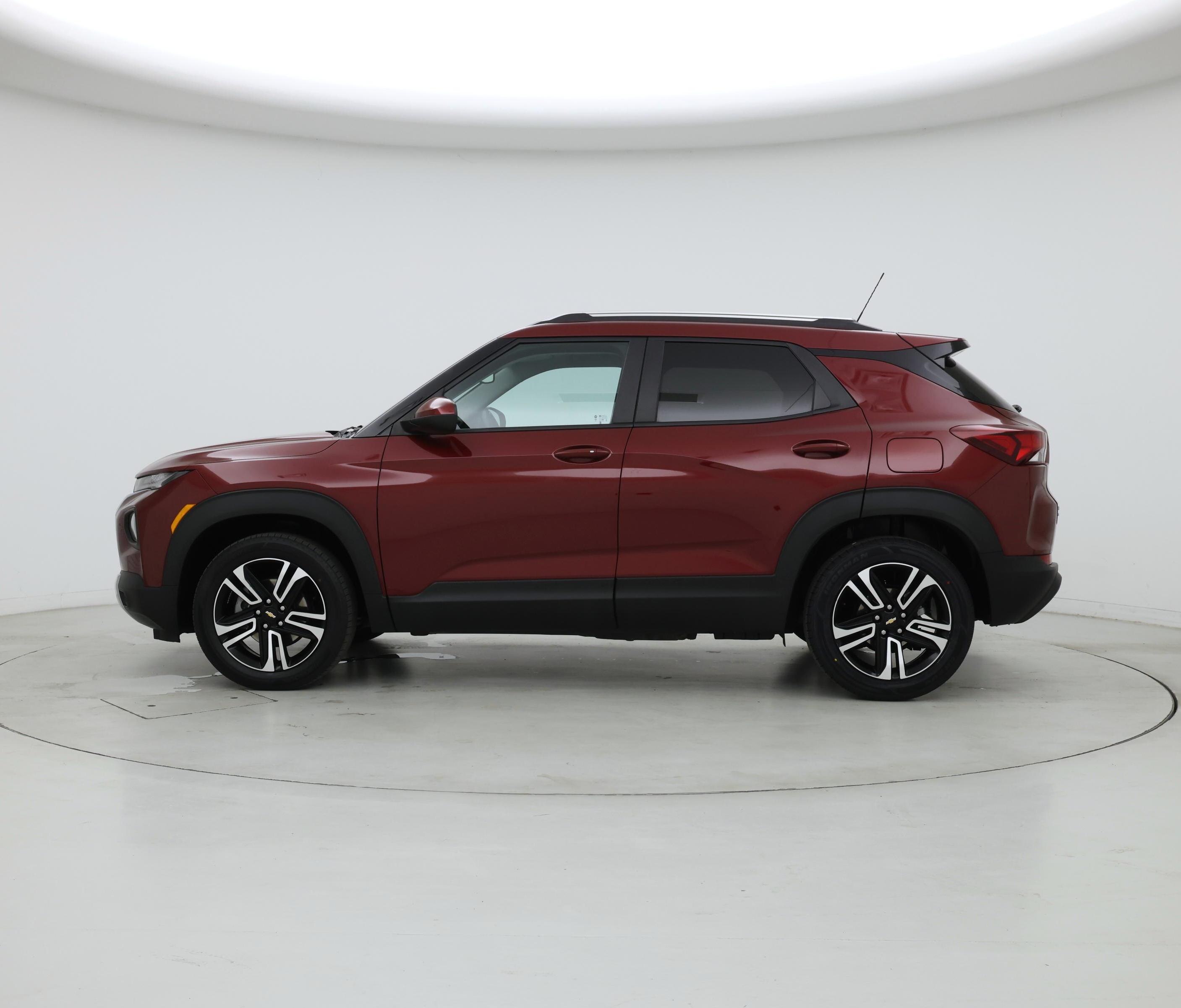 Thumbnail: 2023 Chevrolet TrailBlazer - 3