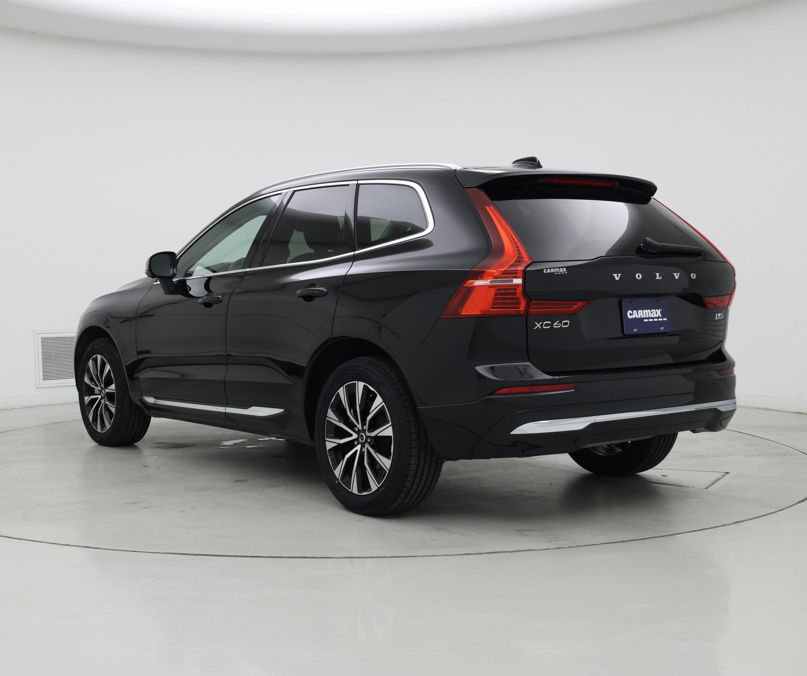 Thumbnail: 2023 Volvo XC60 - 2