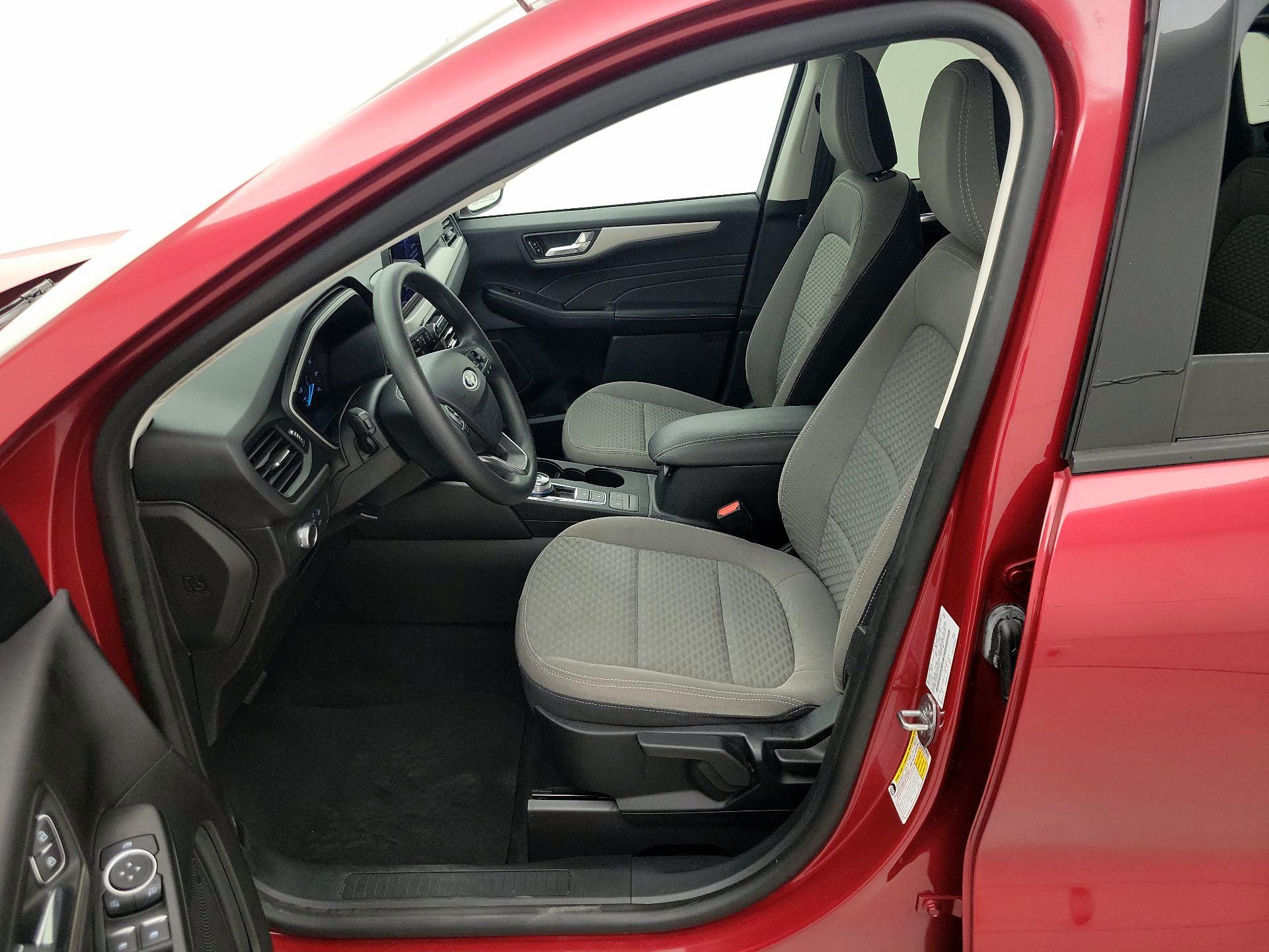 Thumbnail: 2021 Ford Escape - 11