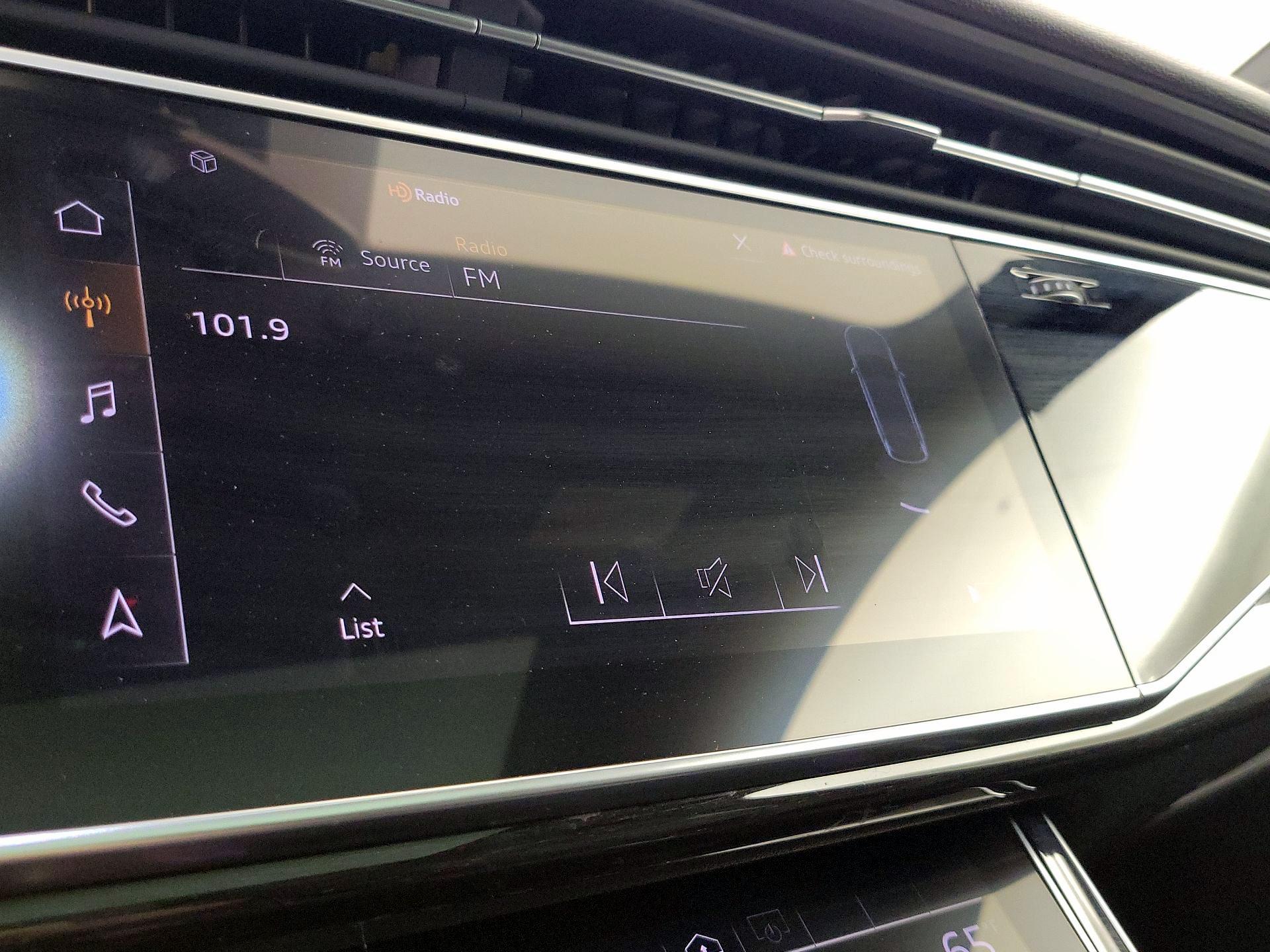 Thumbnail: 2021 Audi Q7 - 16