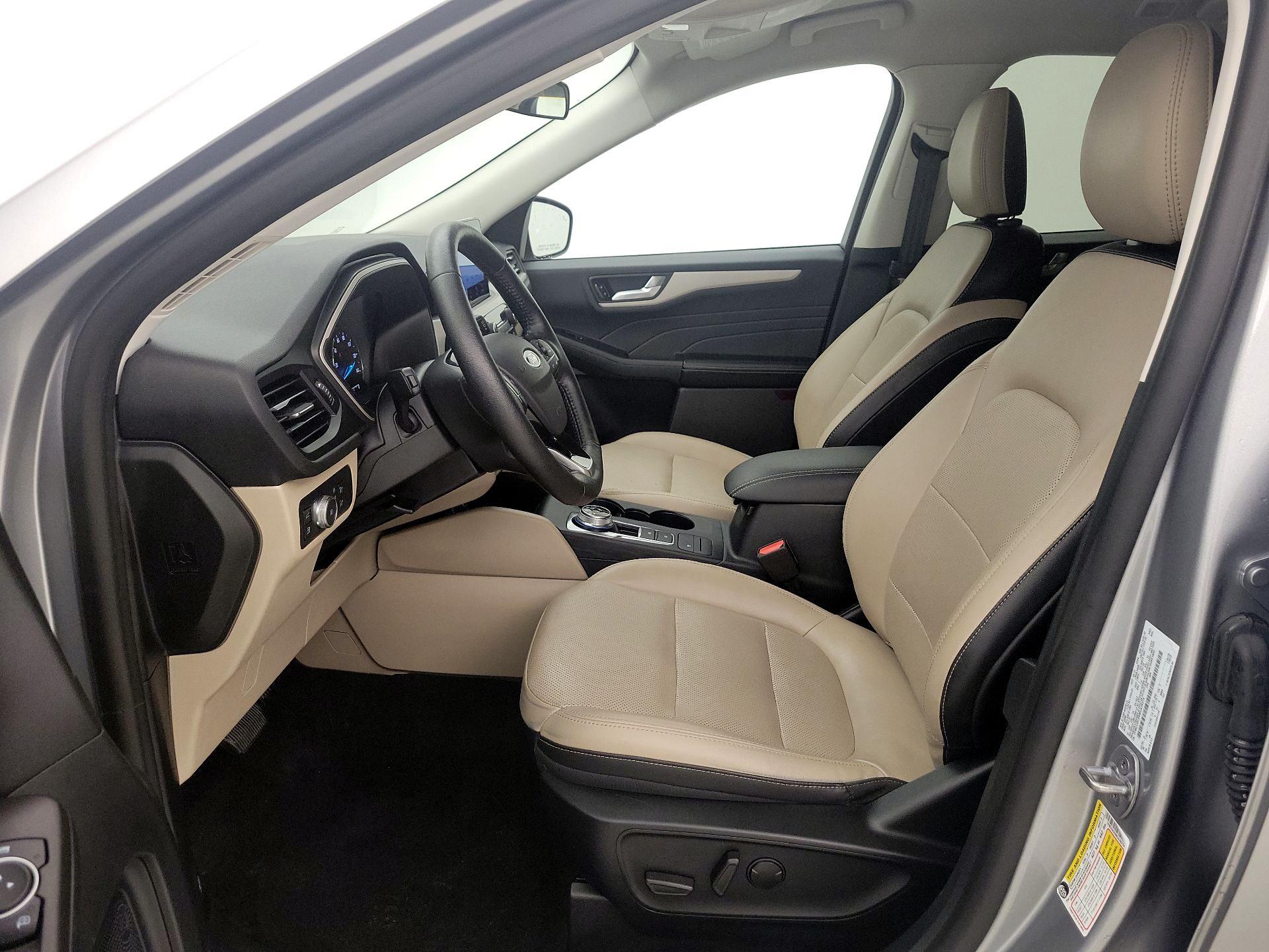Thumbnail: 2021 Ford Escape - 11