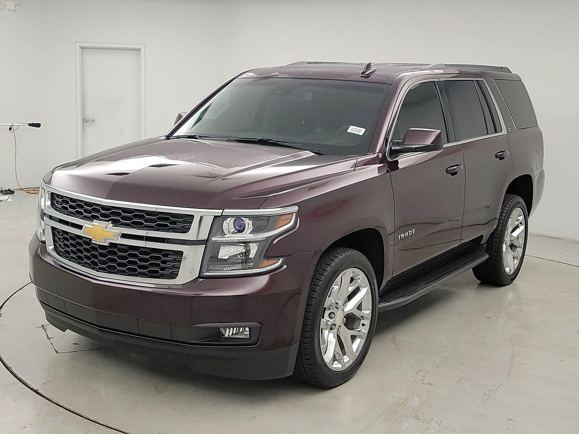 Thumbnail: 2017 Chevrolet Tahoe - 3