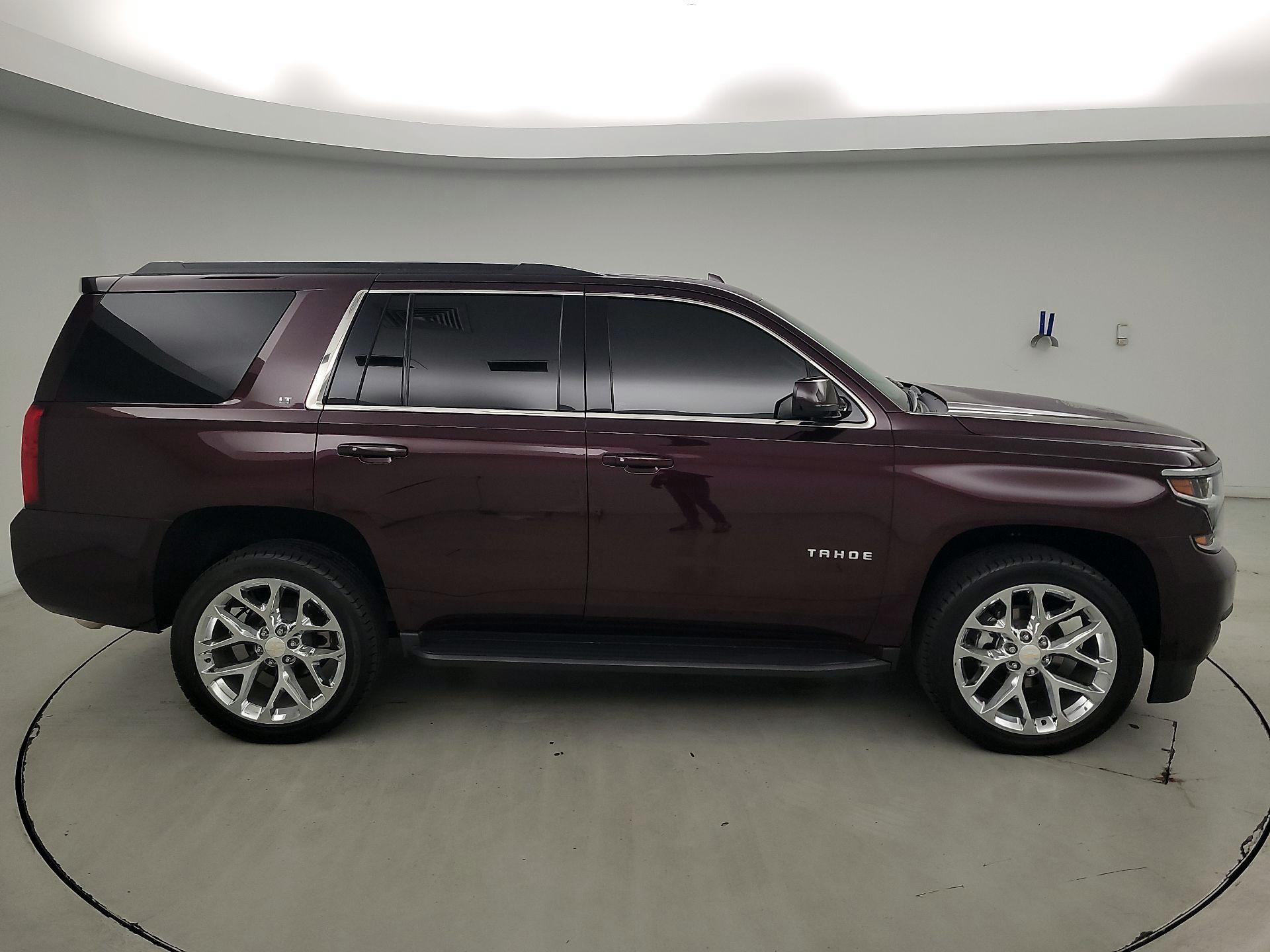 Thumbnail: 2017 Chevrolet Tahoe - 4